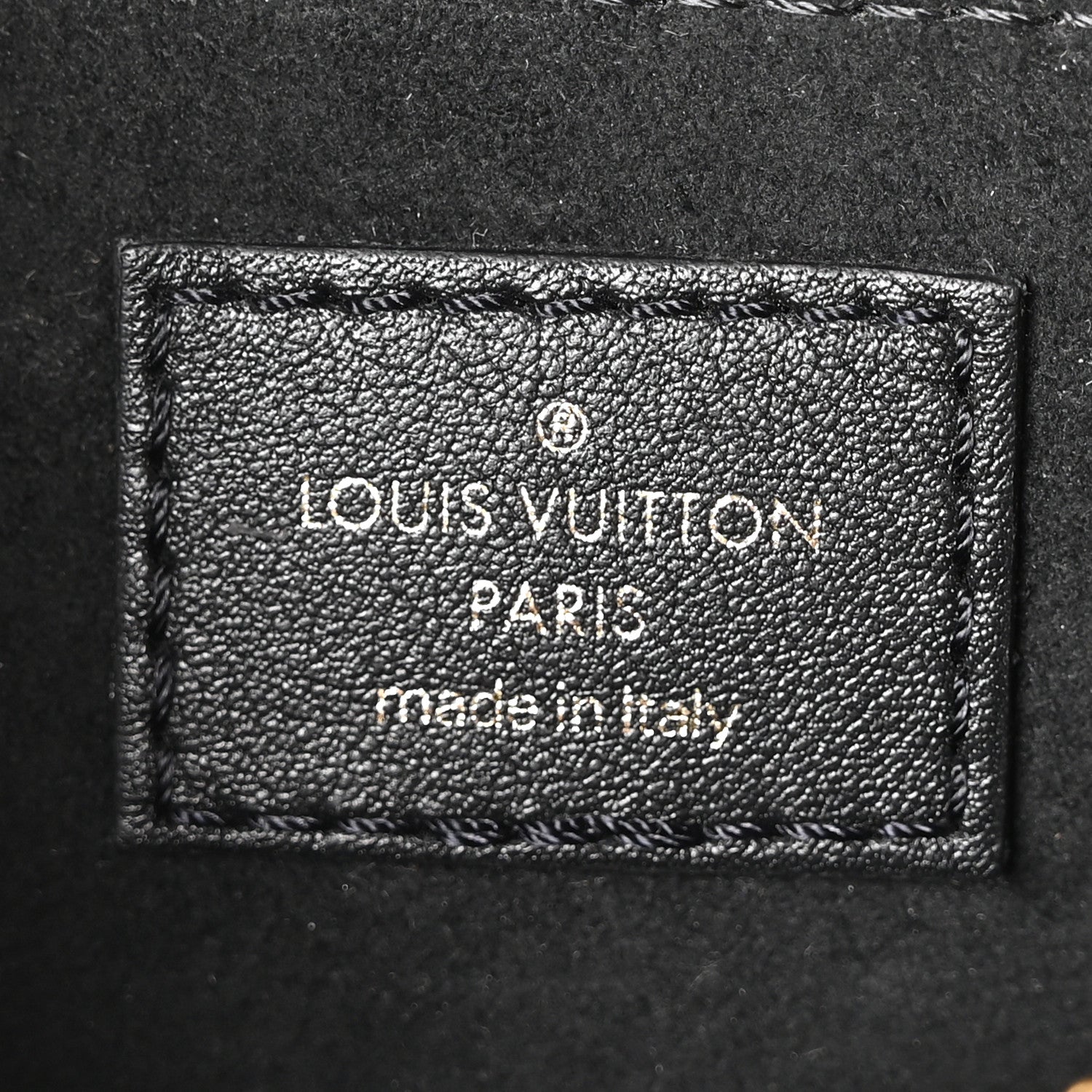 Louis Vuitton Calfskin LV New Wave Chain Bag Black