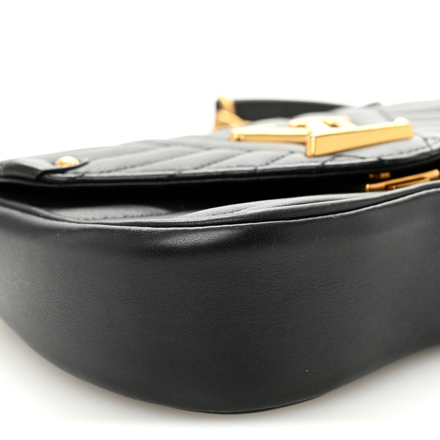 Louis Vuitton Calfskin New Wave Chain MM Black