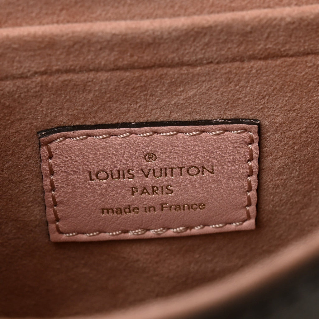 Louis Vuitton Monogram Locky BB Rose Poudre