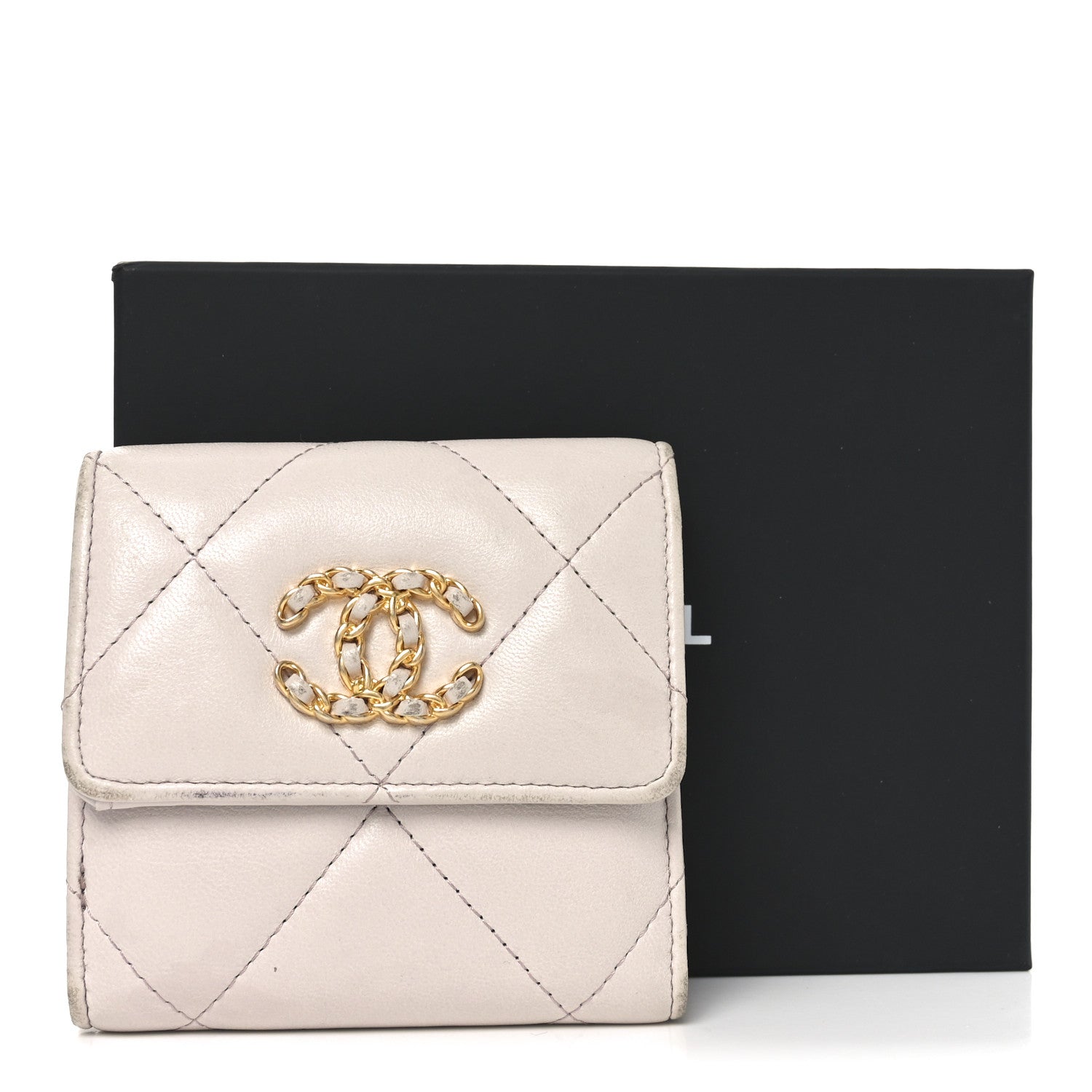 Goatskin Quilted Chanel 19 Small Flap Wallet Light Purple