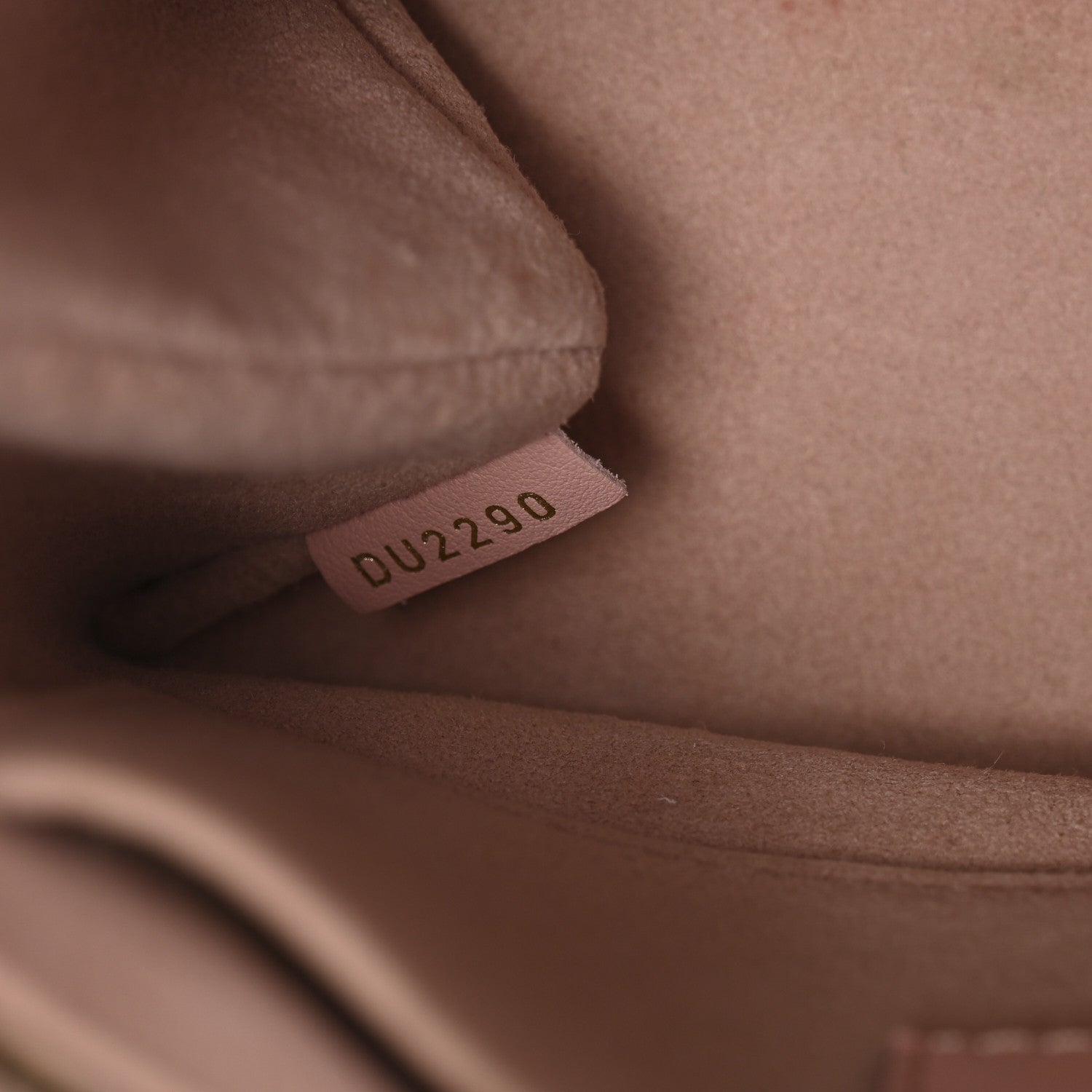 Louis Vuitton Monogram Locky BB Rose Poudre