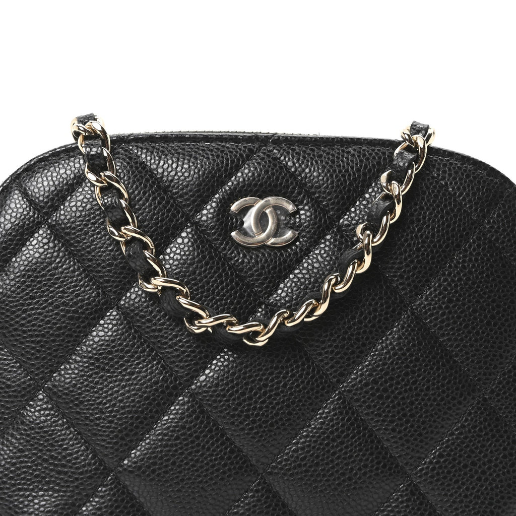 Chanel Caviar Quilted Classic Clutch With Chain Black
