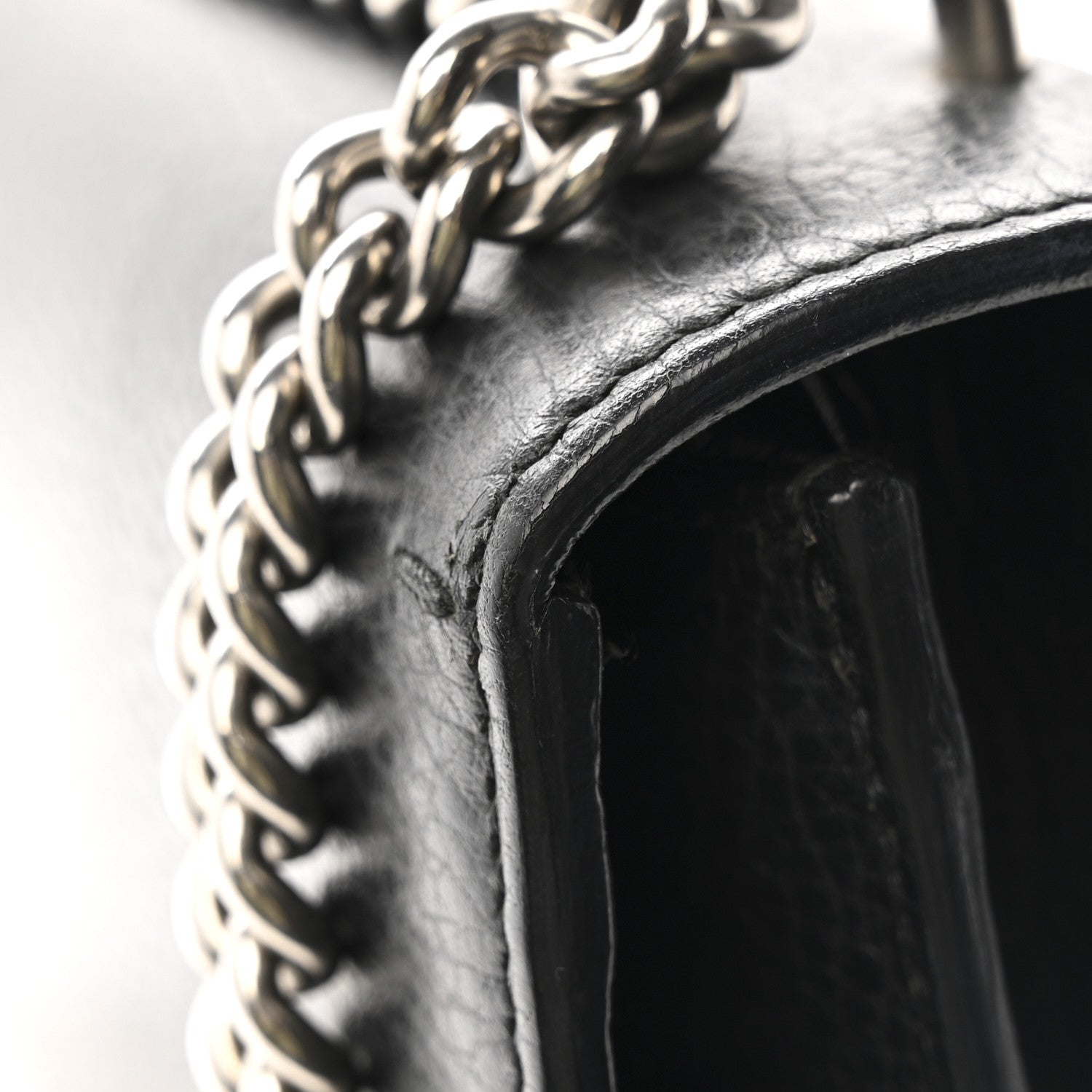 Gucci Pebbled Calfskin Small Dionysus Shoulder Bag Black