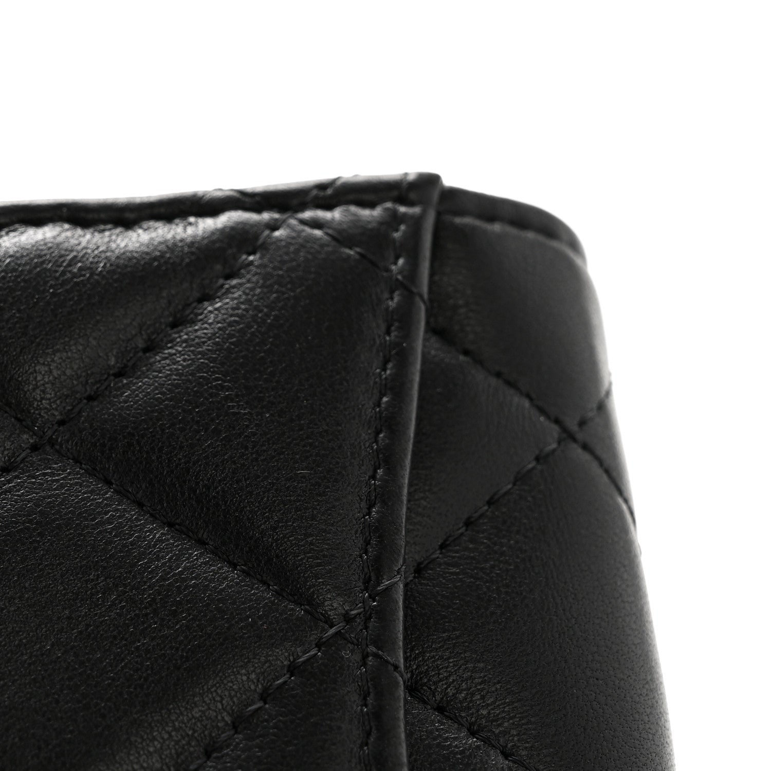 Chanel Lambskin Quilted Pearl Crush Clutch With Chain Black