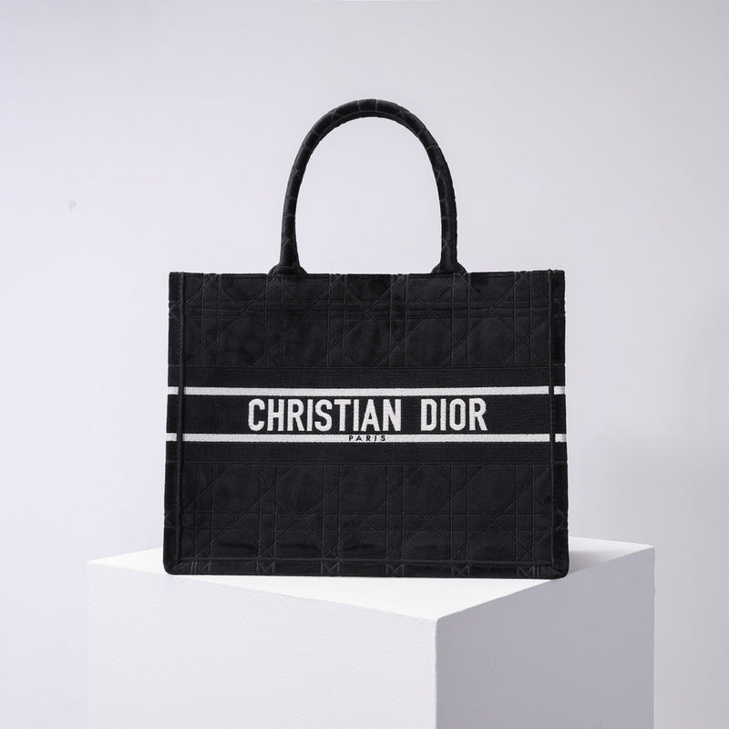 Dior Bags - 5789
