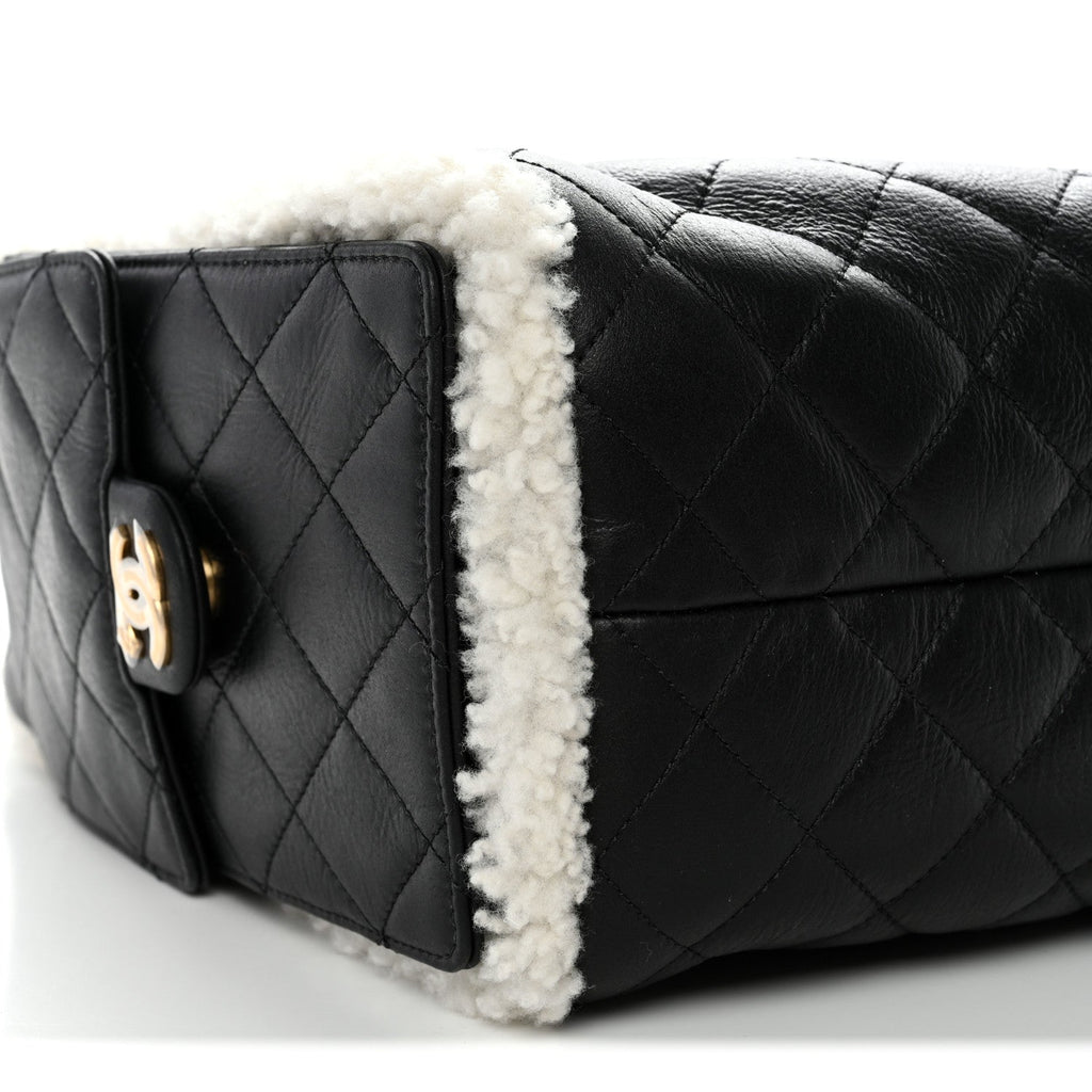 Chanel Crumpled Sheepskin Shearling Quilted Small Chanel 25 Handbag Black White