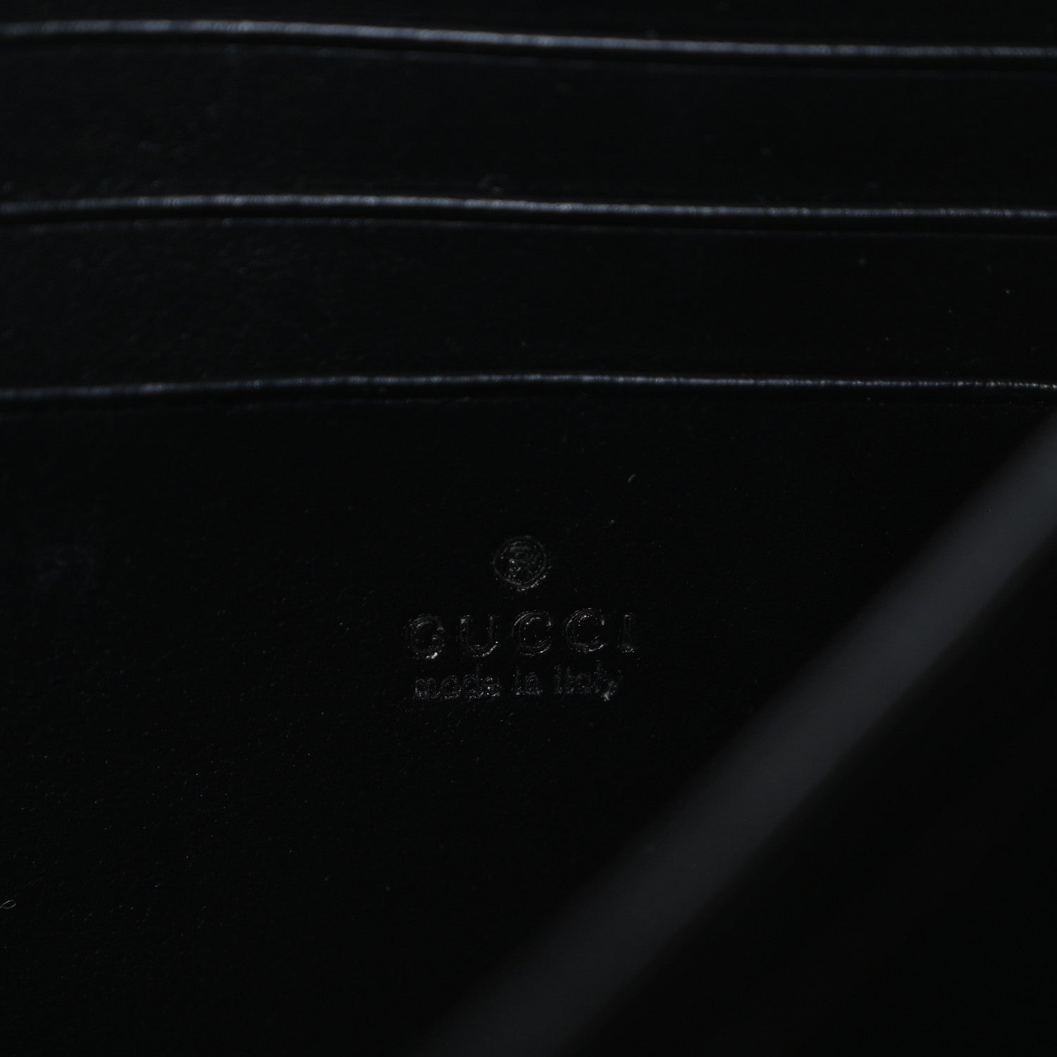 Gucci Calfskin Matelasse GG Marmont Chain Wallet Black