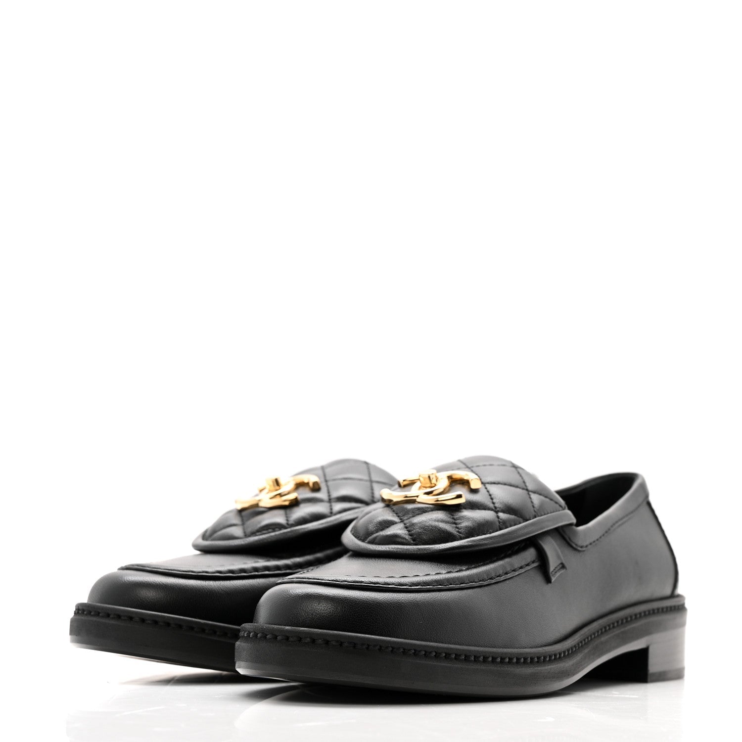 Lambskin Quilted CC Turnlock Loafers 38 Black
