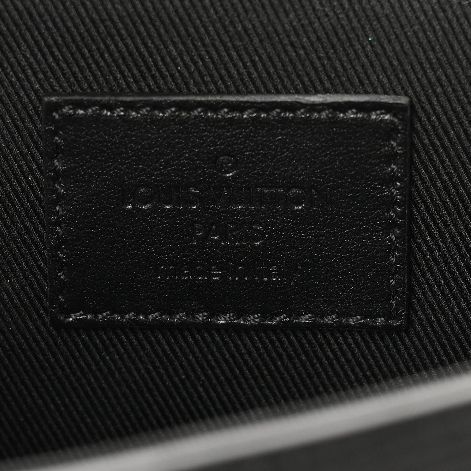 Louis Vuitton Epi Monogram Eclipse Porte Document Portfolio Black