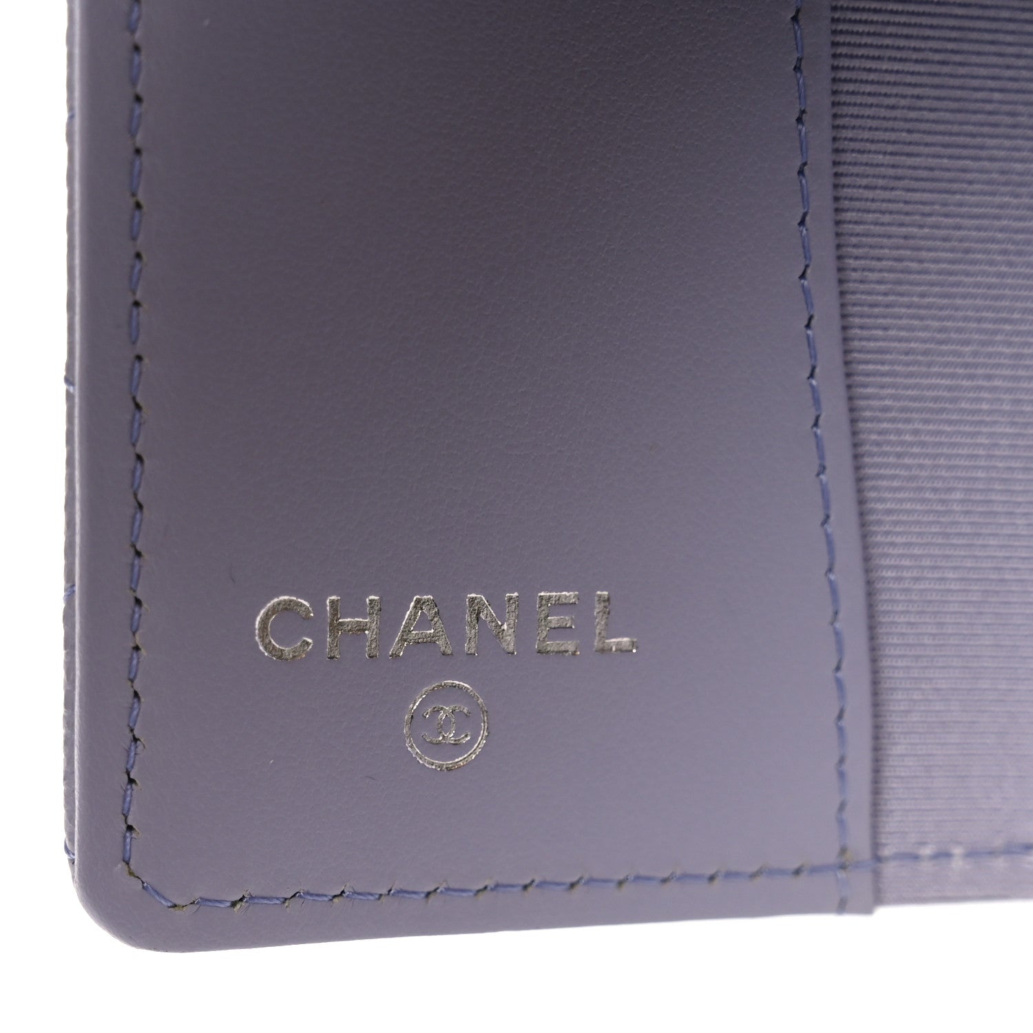 Caviar Quilted Classic 4 Key Holder Wallet Light Purple