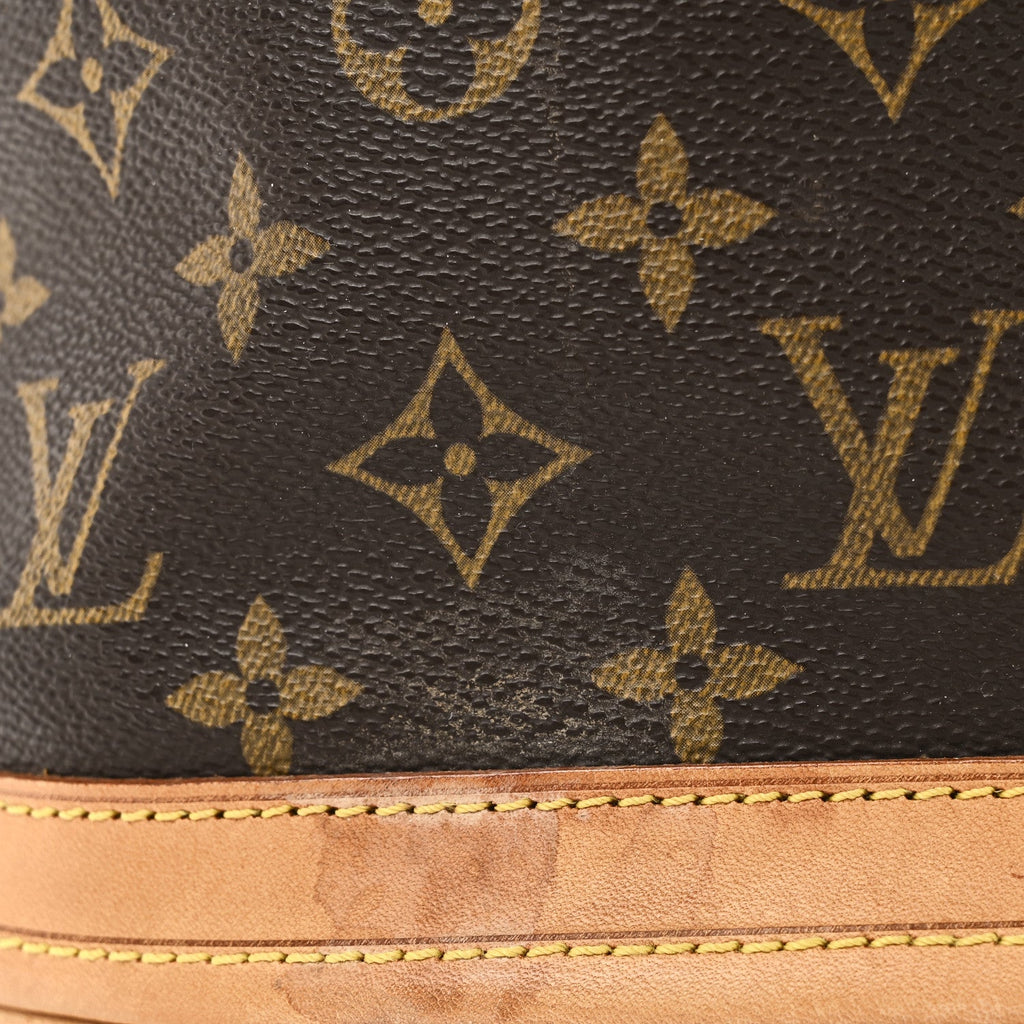 Louis Vuitton Monogram Petit Bucket 23