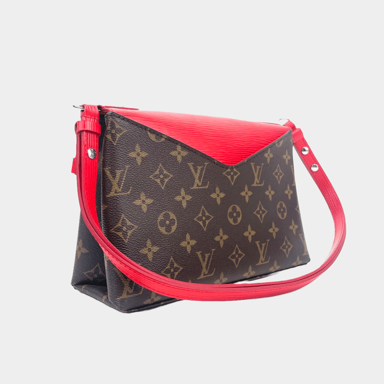 LOUIS VUITTON Epi Monogram Saint Michel