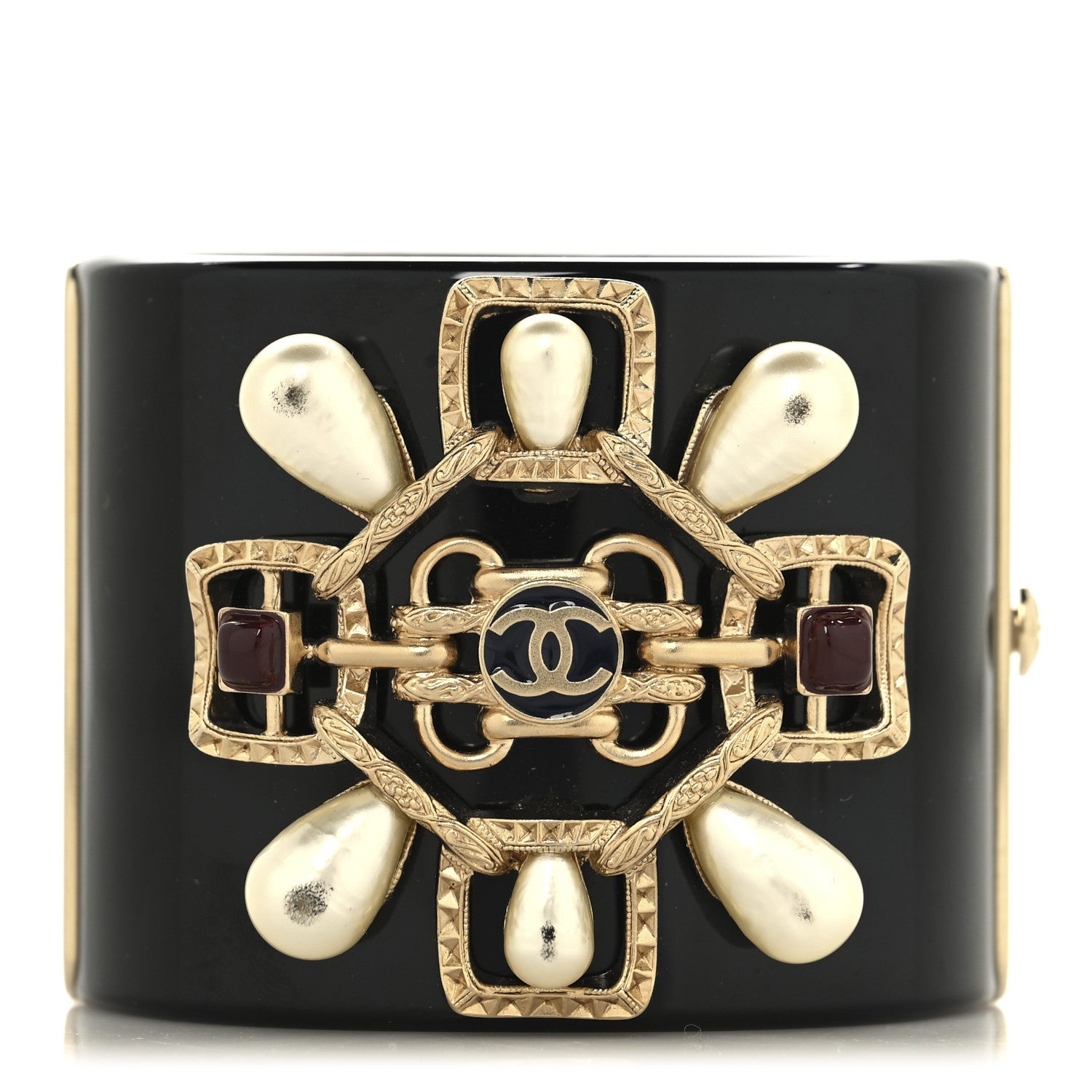 Resin Gripoix Pearl CC Wide Cuff Black