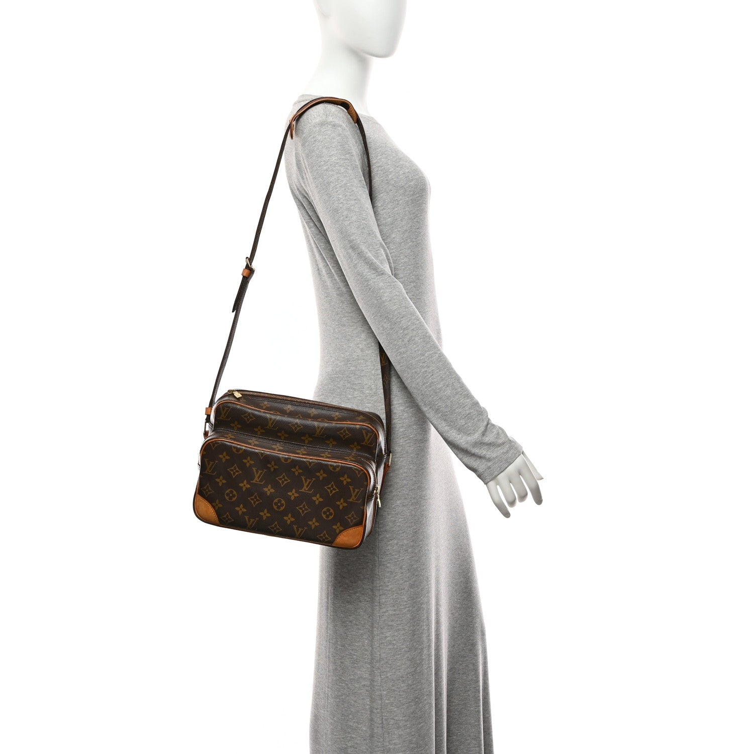 Louis Vuitton Monogram Nil 28