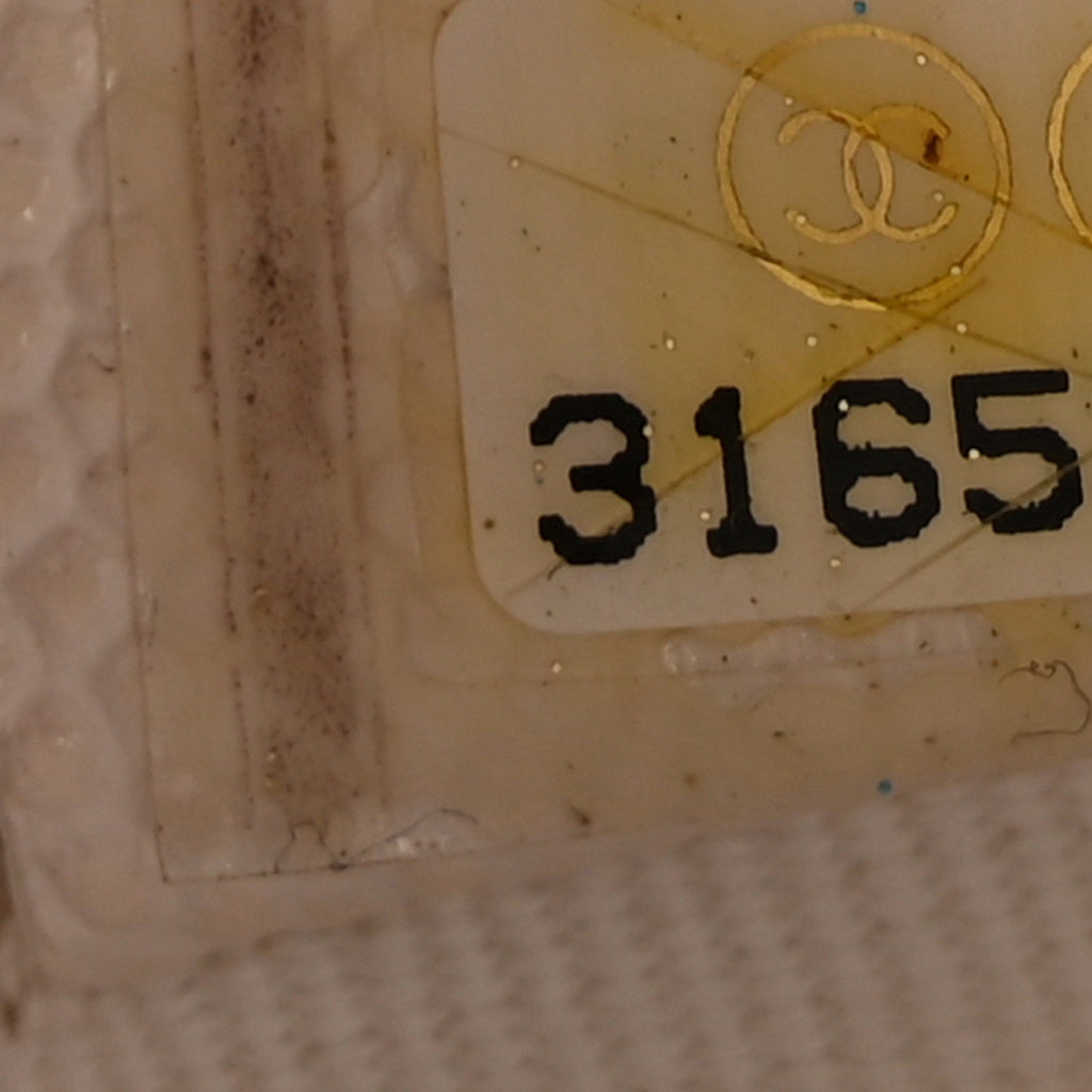 Caviar Quilted Small Cosmetic Case White