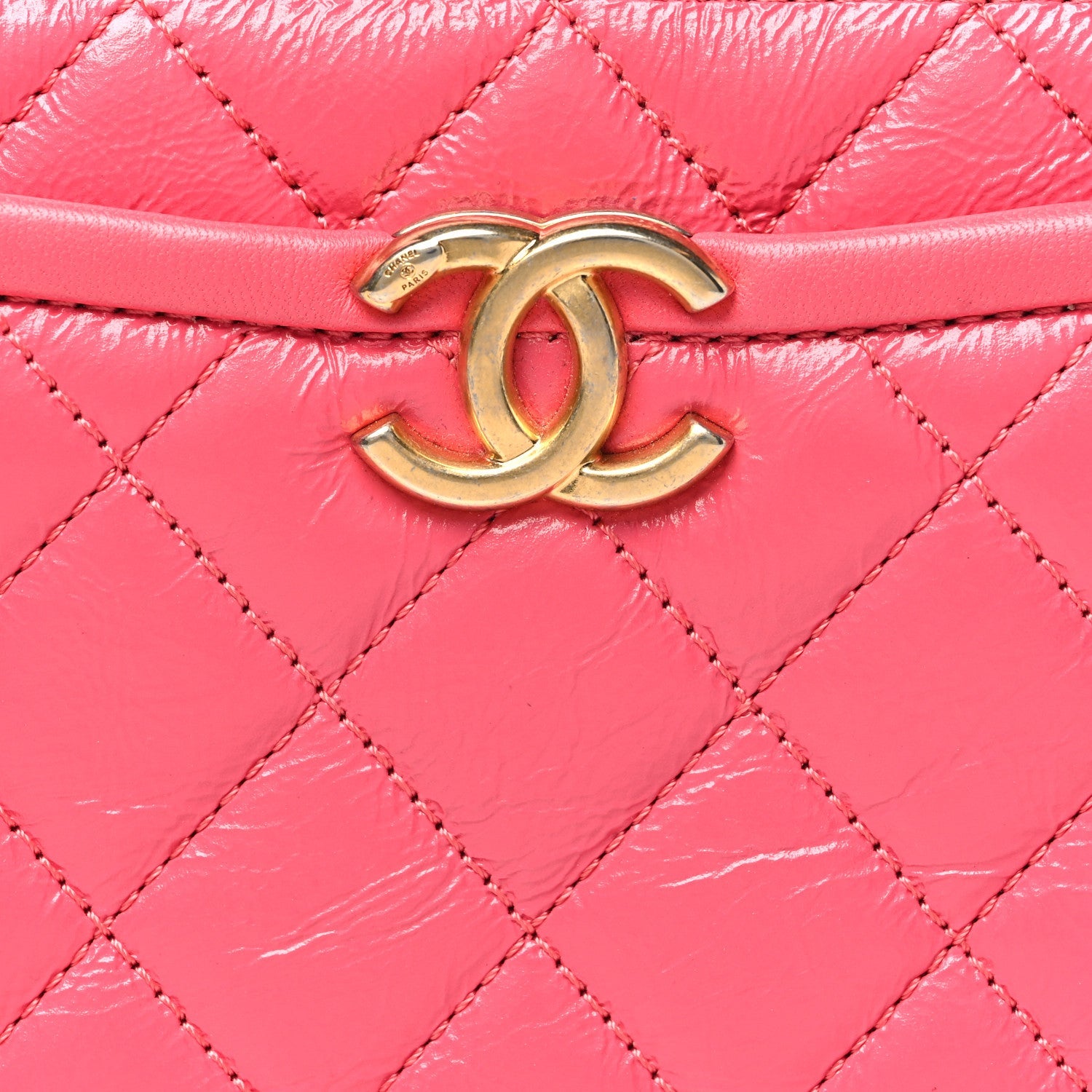 Chanel Crumpled Calfskin Quilted Mini Get Round Top Handle Vanity Case Pink