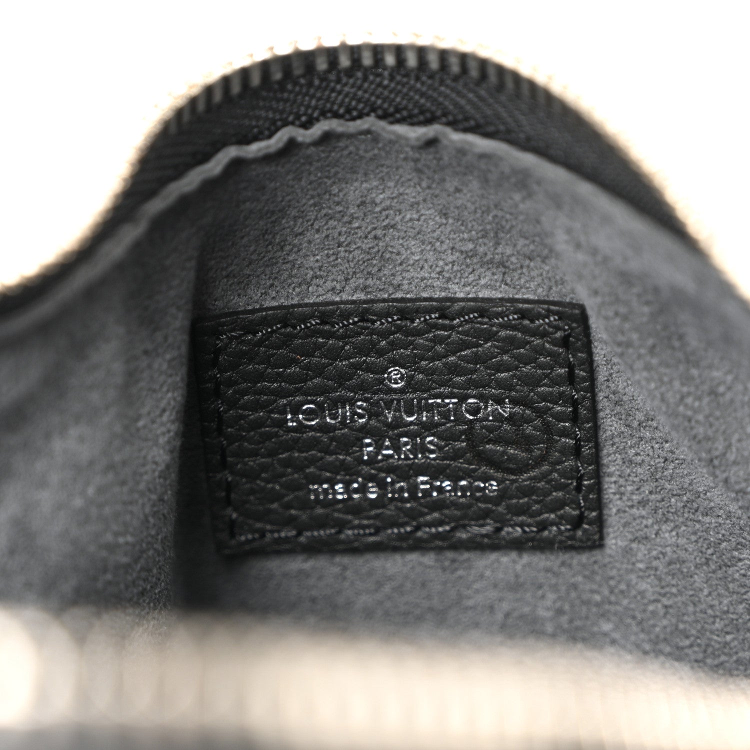 Louis Vuitton Mahina Why Knot PM Black
