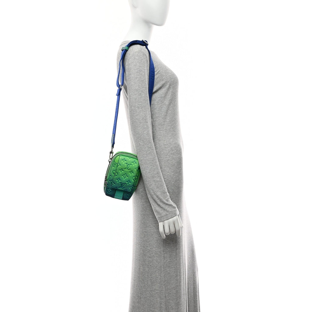 Louis Vuitton Taurillon Illusion Double Phone Case Bleu Vert