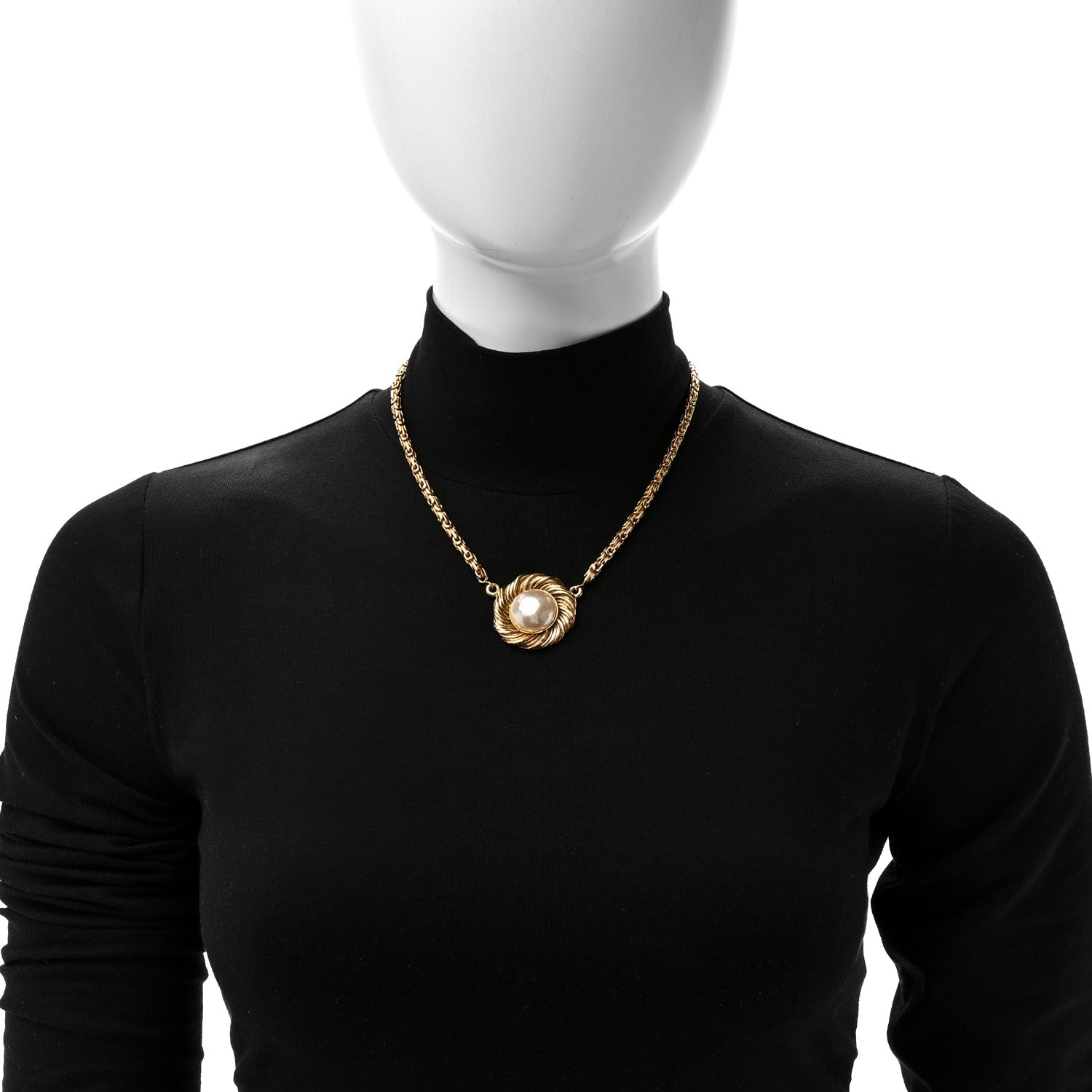 Metal Pearl Flower Necklace Gold