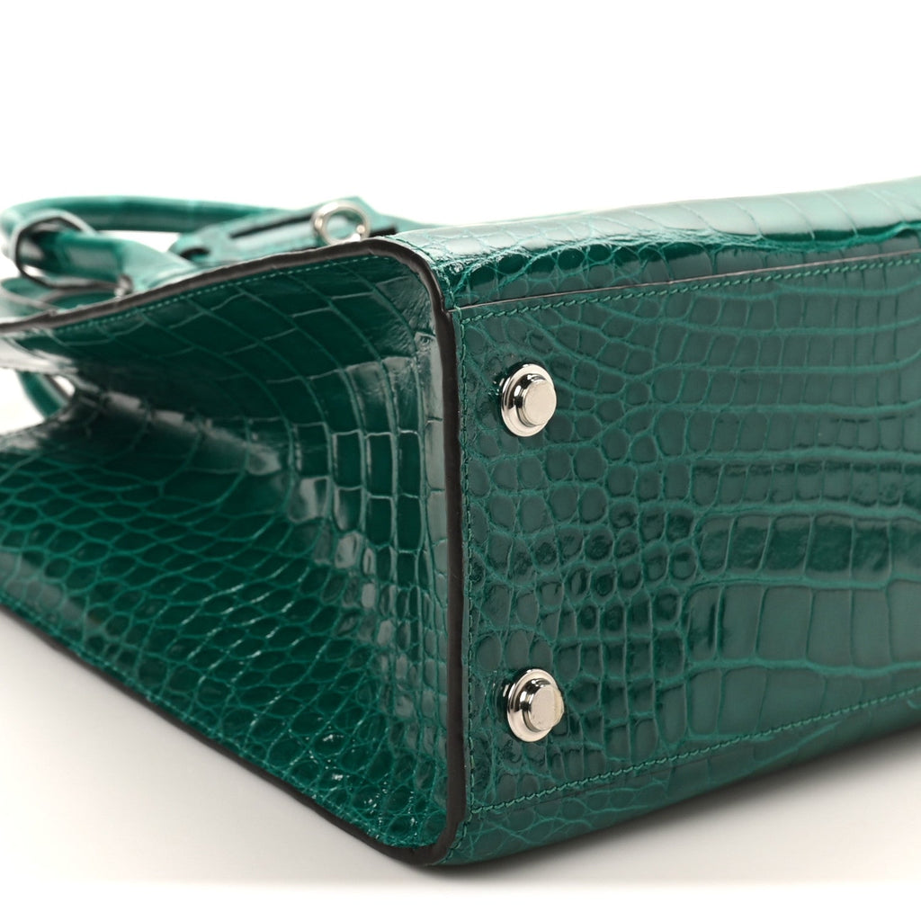 Louis Vuitton Alligator City Steamer MM Emeraude