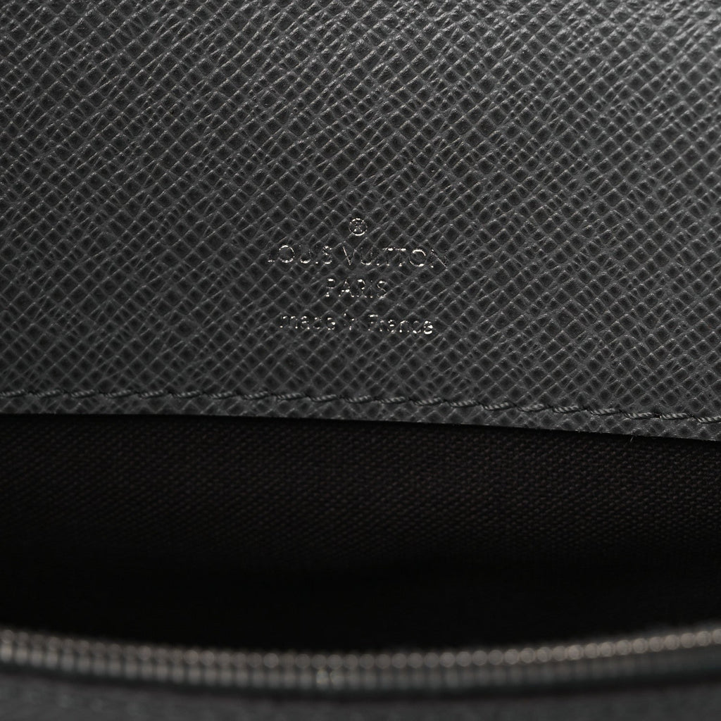 Louis Vuitton Epi Neo Belaia Clutch  Glacier