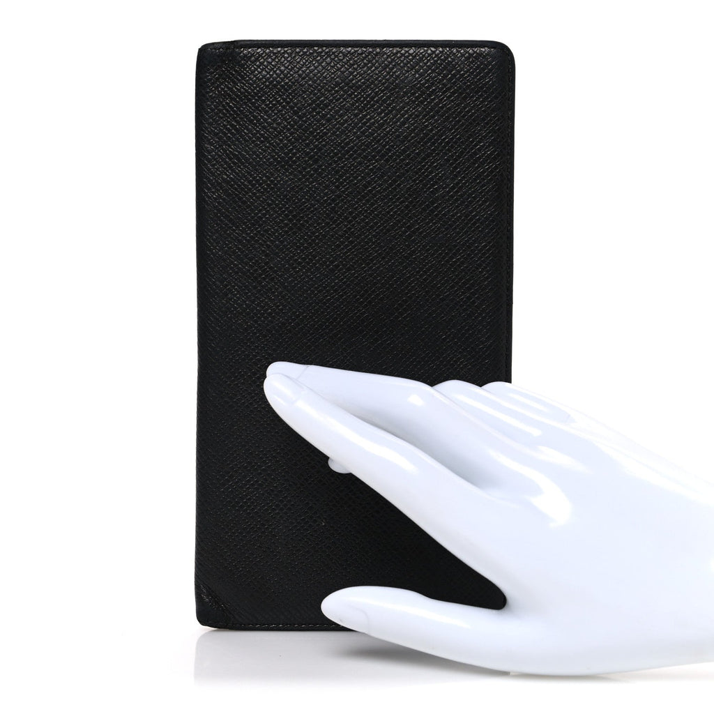 Louis Vuitton Epi Brazza Wallet Black