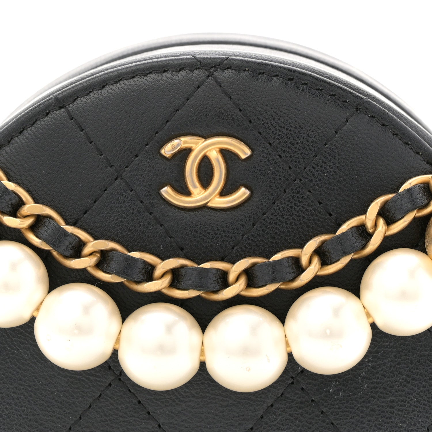 Chanel Goatskin Quilted Chic Pearls Chain Round Clutch With Chain Black