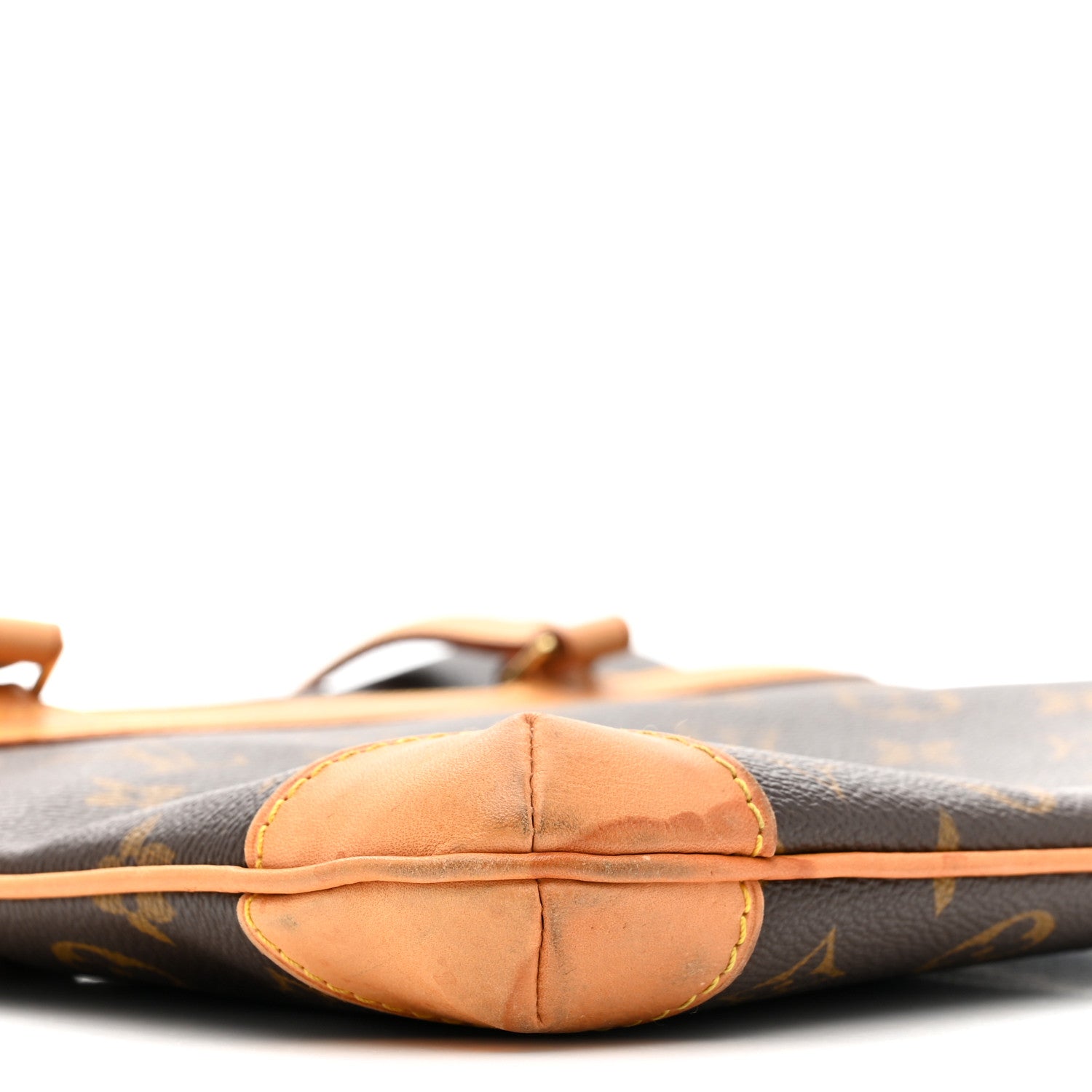 Louis Vuitton Monogram Sac Coussin GM