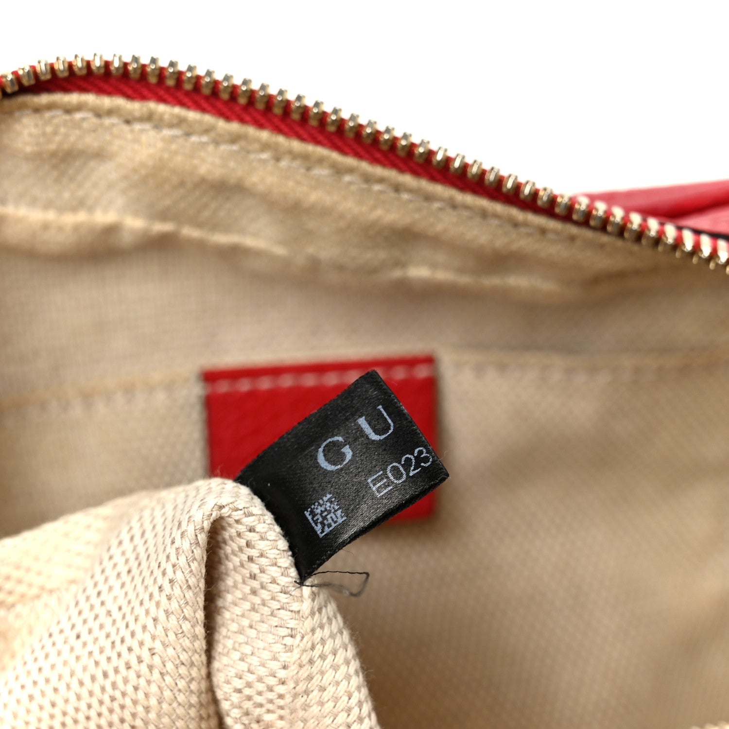 Gucci Pebbled Calfskin Small Soho Disco Bag Tabasco Red