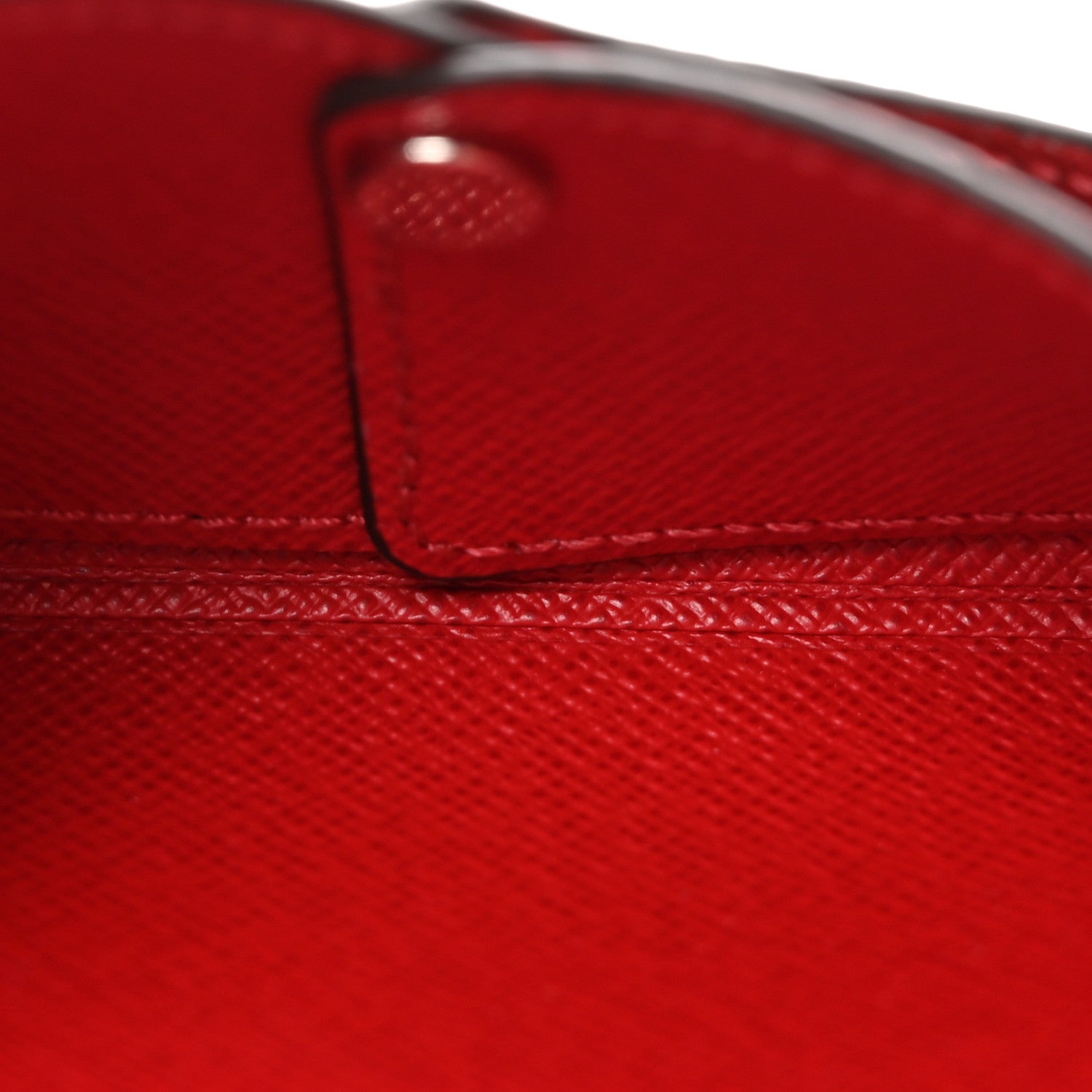 Louis Vuitton Monogram LV Colormania Kirigami Card Holder Sari Red