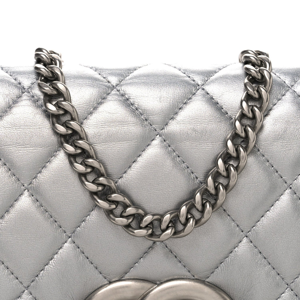 Chanel Metallic Lambskin Quilted Mini Maxi CC Flap Argent
