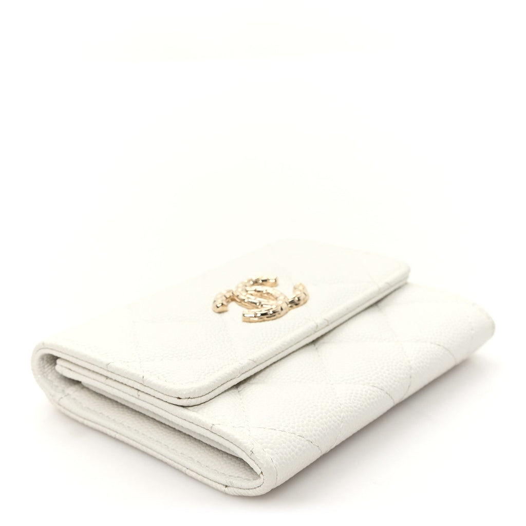 Caviar Quilted Chain CC Quilted Compact Flap Card Holder White