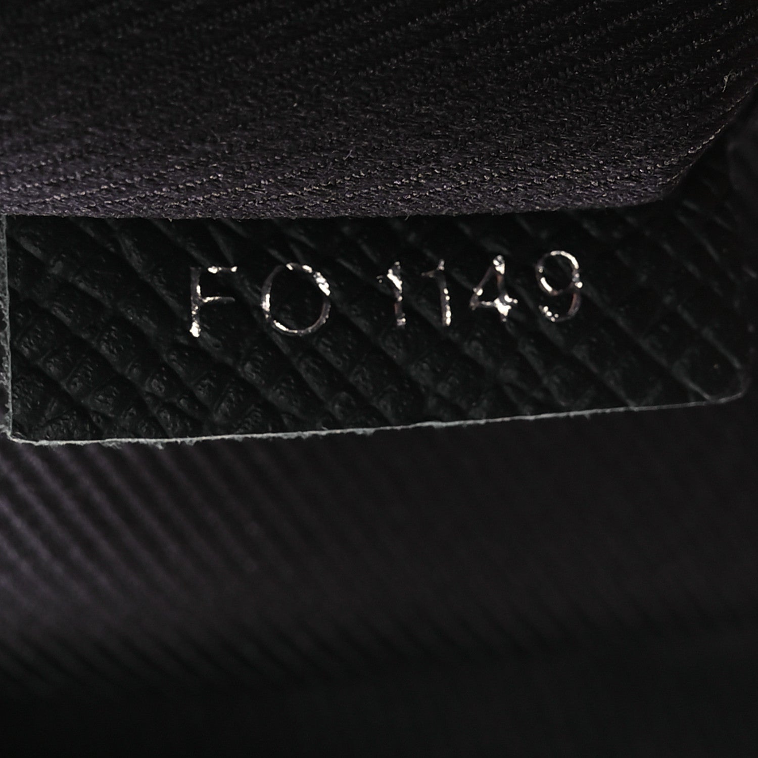 Louis Vuitton Taiga Outdoor Messenger PM Black