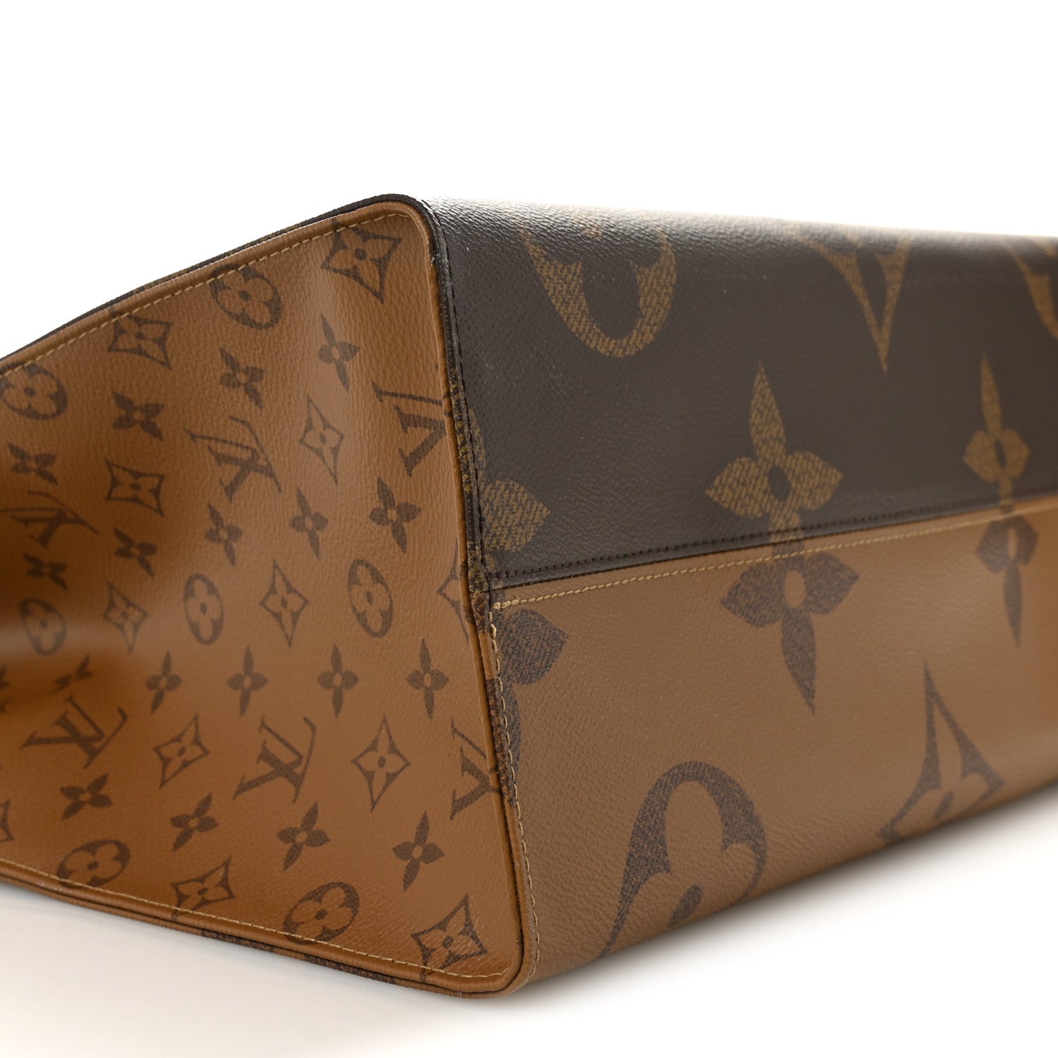 Louis Vuitton Reverse Monogram Giant Onthego GM