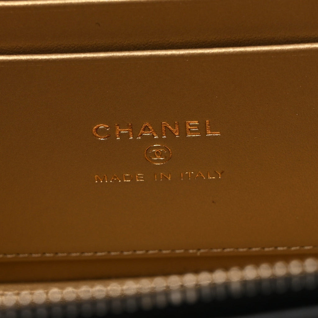 Chanel Lambskin Quilted Pearl Crush Small Vanity Case With Chain Black