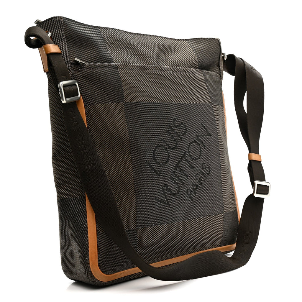 Louis Vuitton Damier Geant Compagnon Messenger Terre