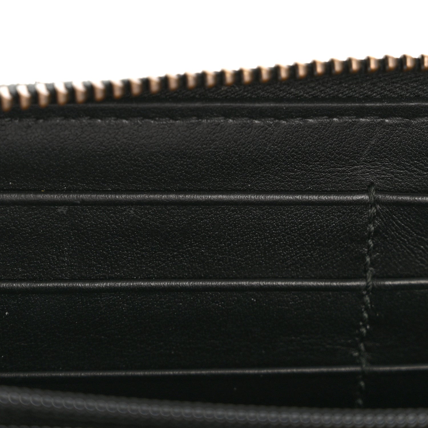 Gucci Calfskin Matelasse GG Marmont Zip Around Organizer Wallet Black