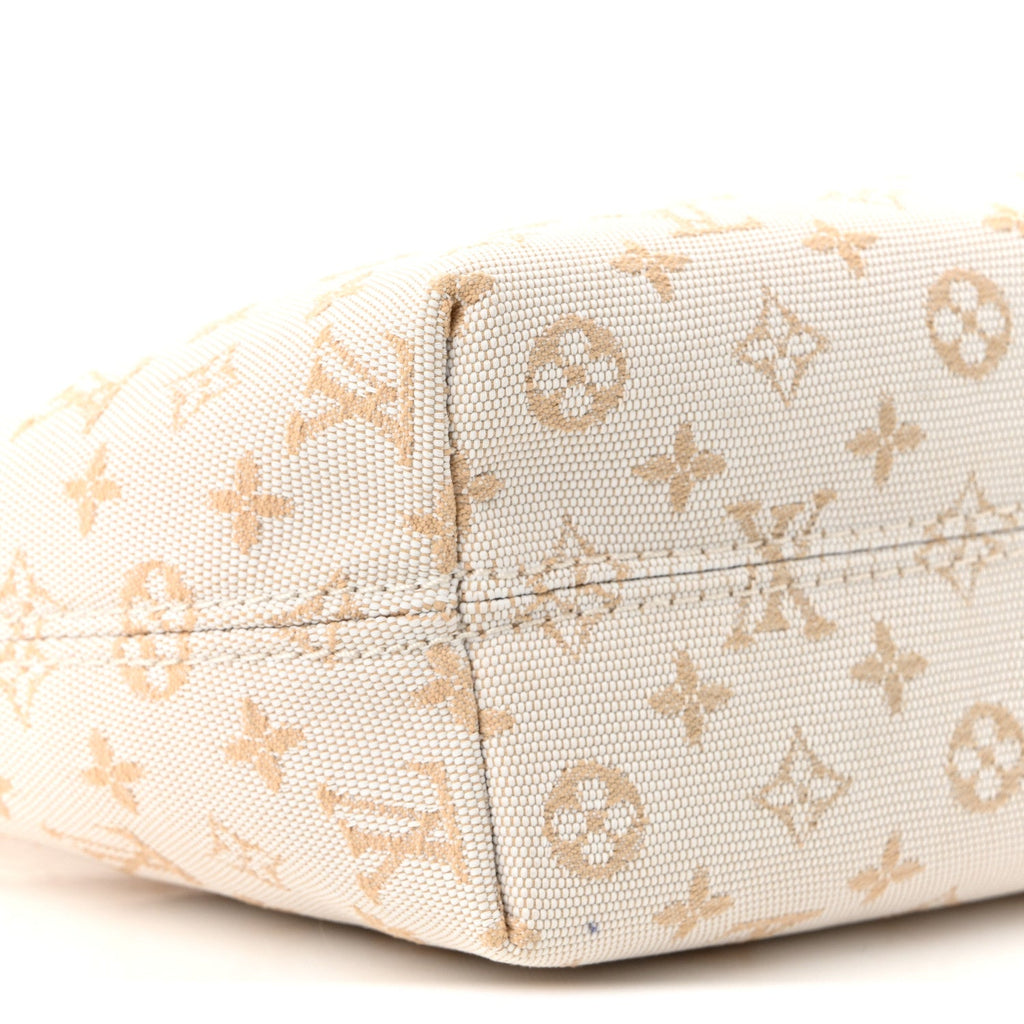 Louis Vuitton Monogram Hills Pochette Mini Mastic