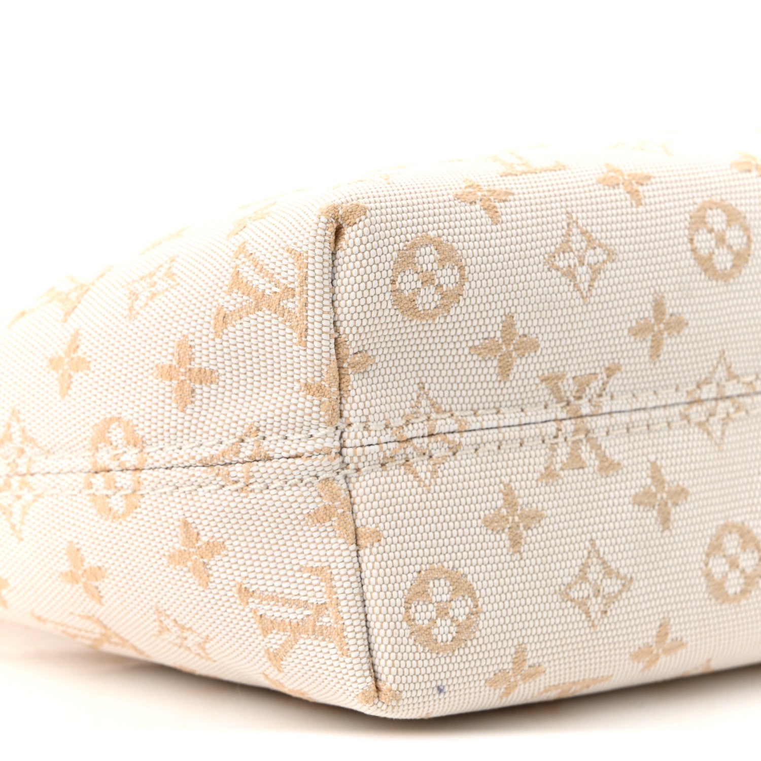 Louis Vuitton Monogram Hills Pochette Mini Mastic