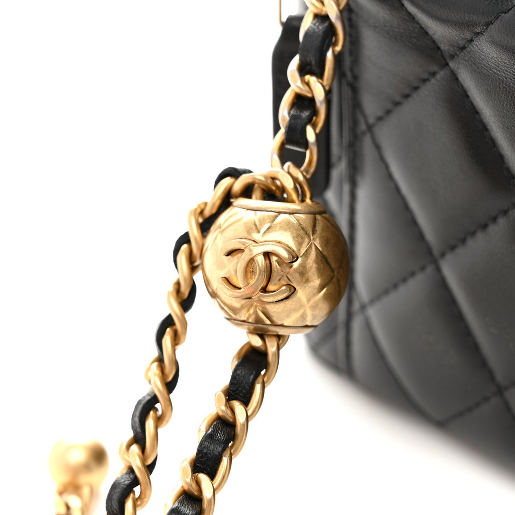 Chanel Lambskin Quilted Pearl Crush Small Vanity Case With Chain Black