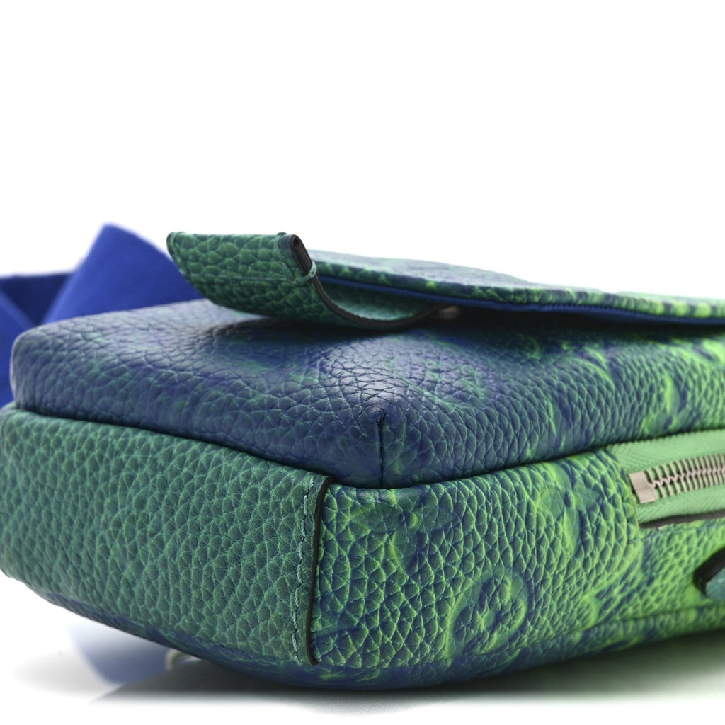 Louis Vuitton Taurillon Illusion Double Phone Case Bleu Vert