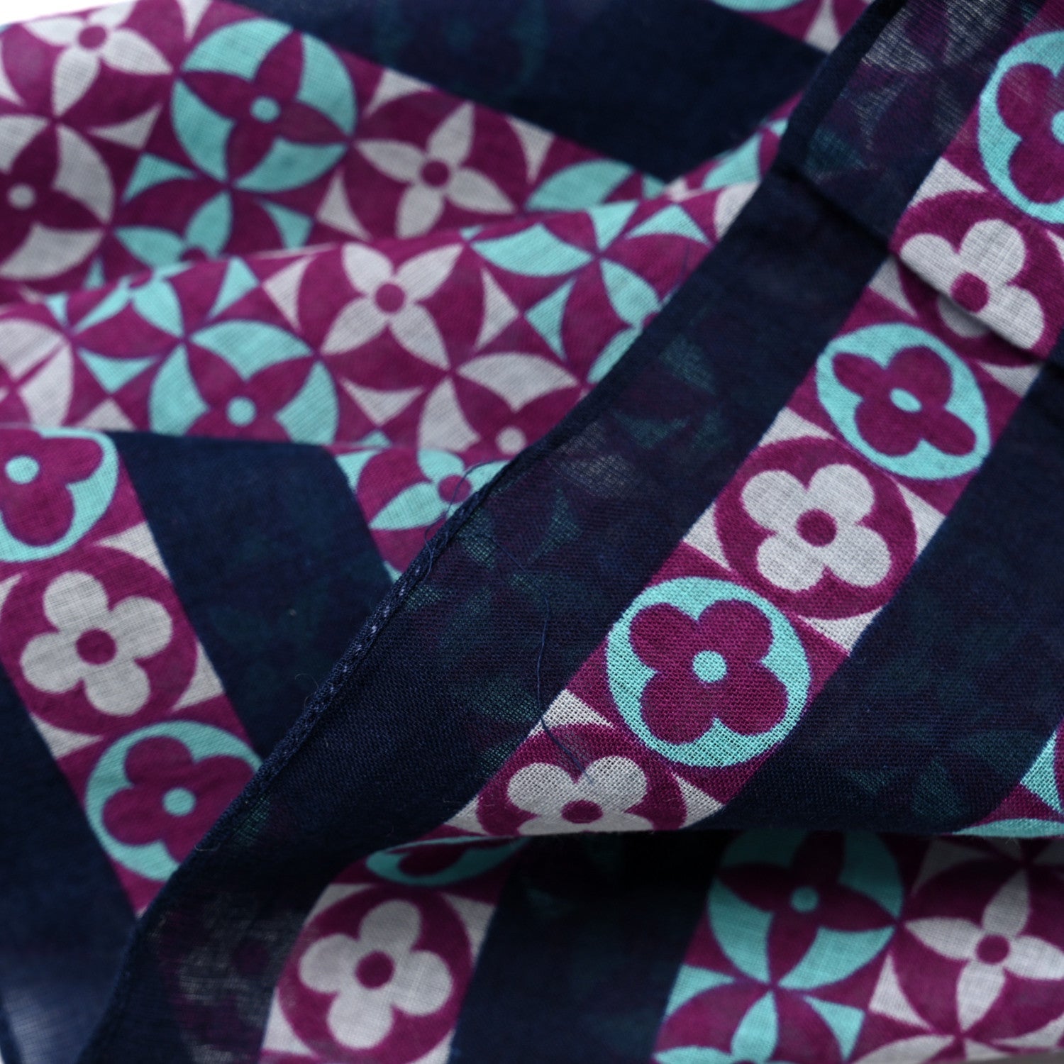 Louis Vuitton Cotton Monogram Shawl Multicolor