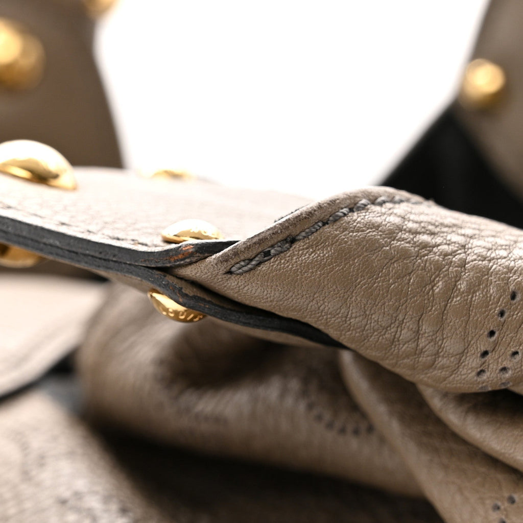 Louis Vuitton Mahina L Taupe