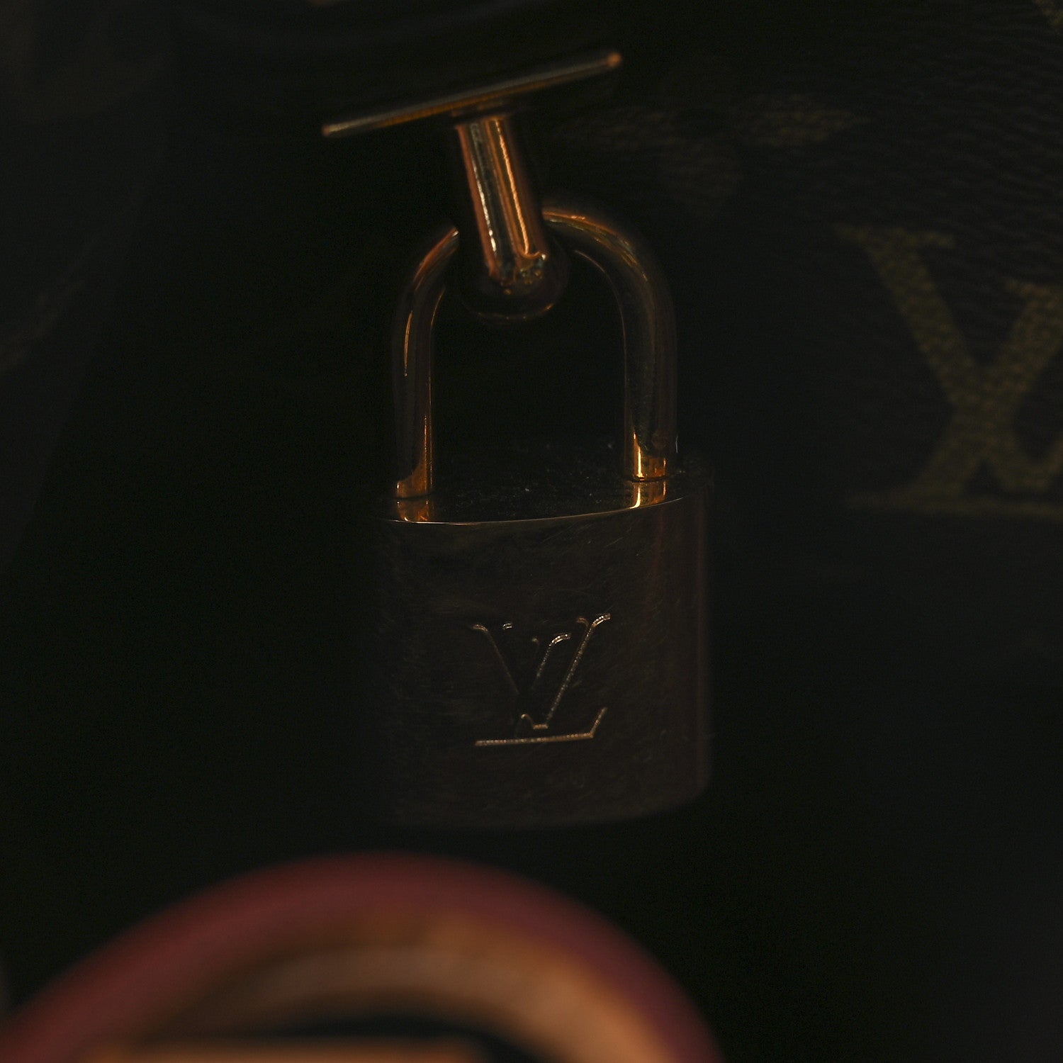Louis Vuitton Monogram Montaigne BB