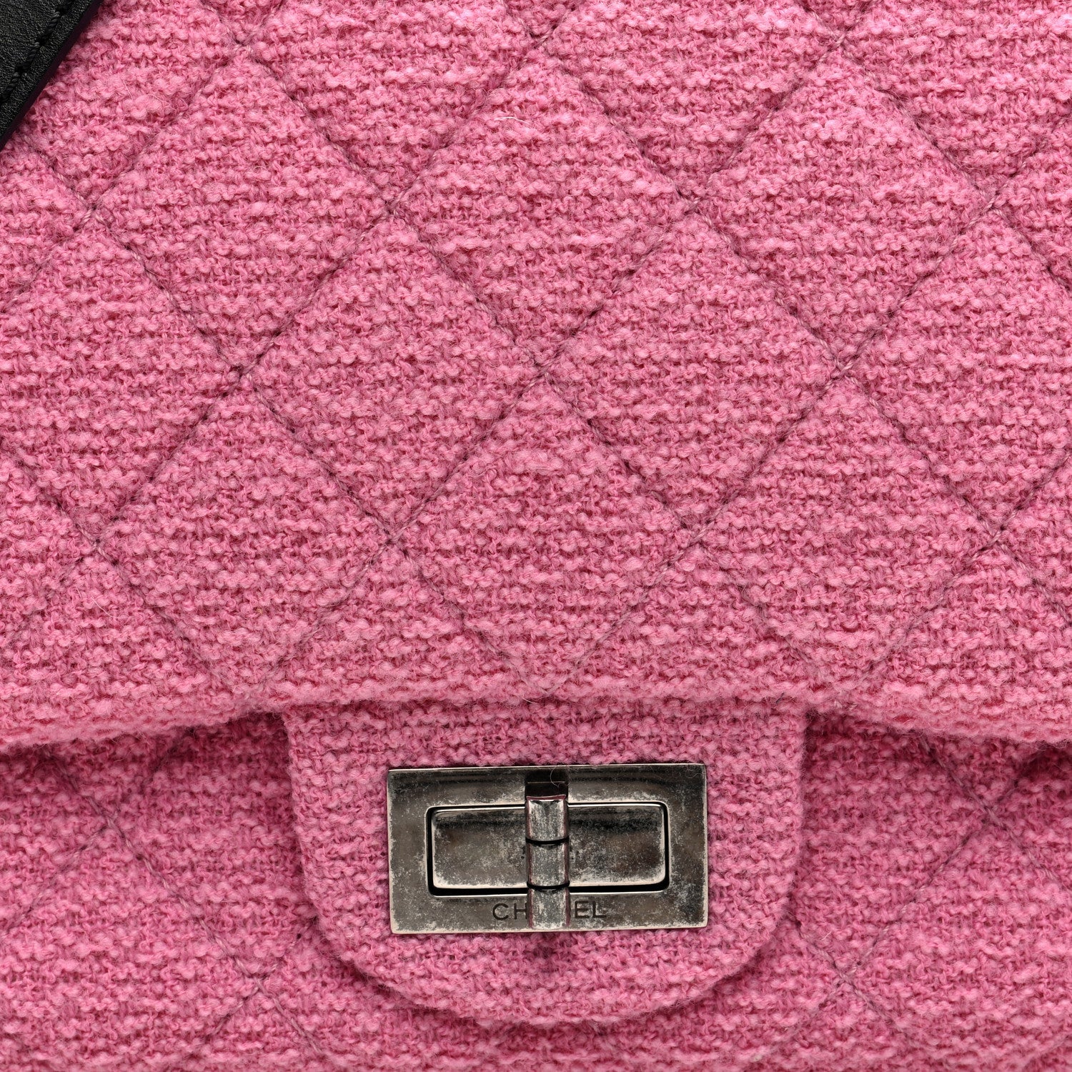 Chanel Easy Tweed Jumbo Reissue Messenger Flap Pink Black