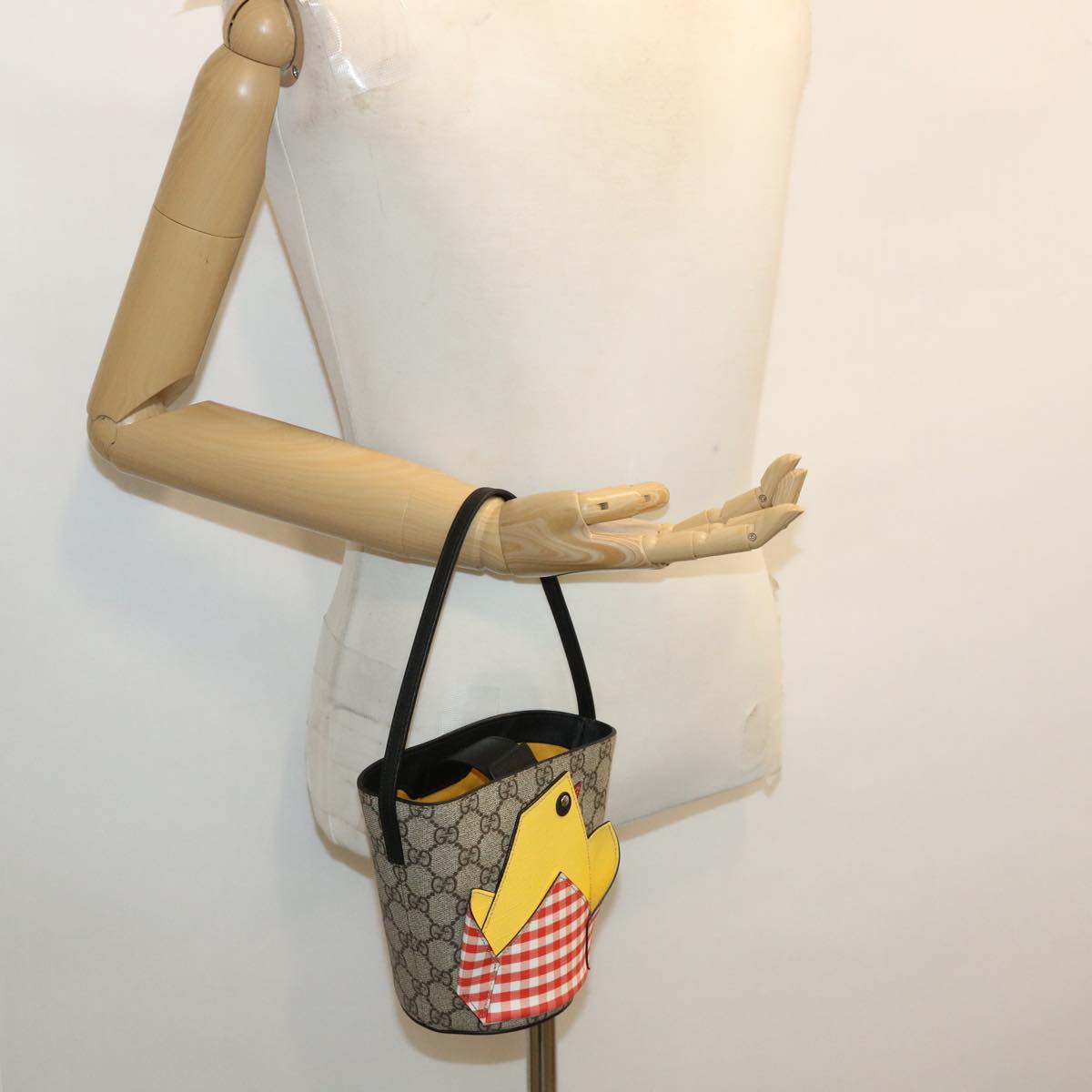 GUCCI GG Canvas Hand Bag 606193  35773A