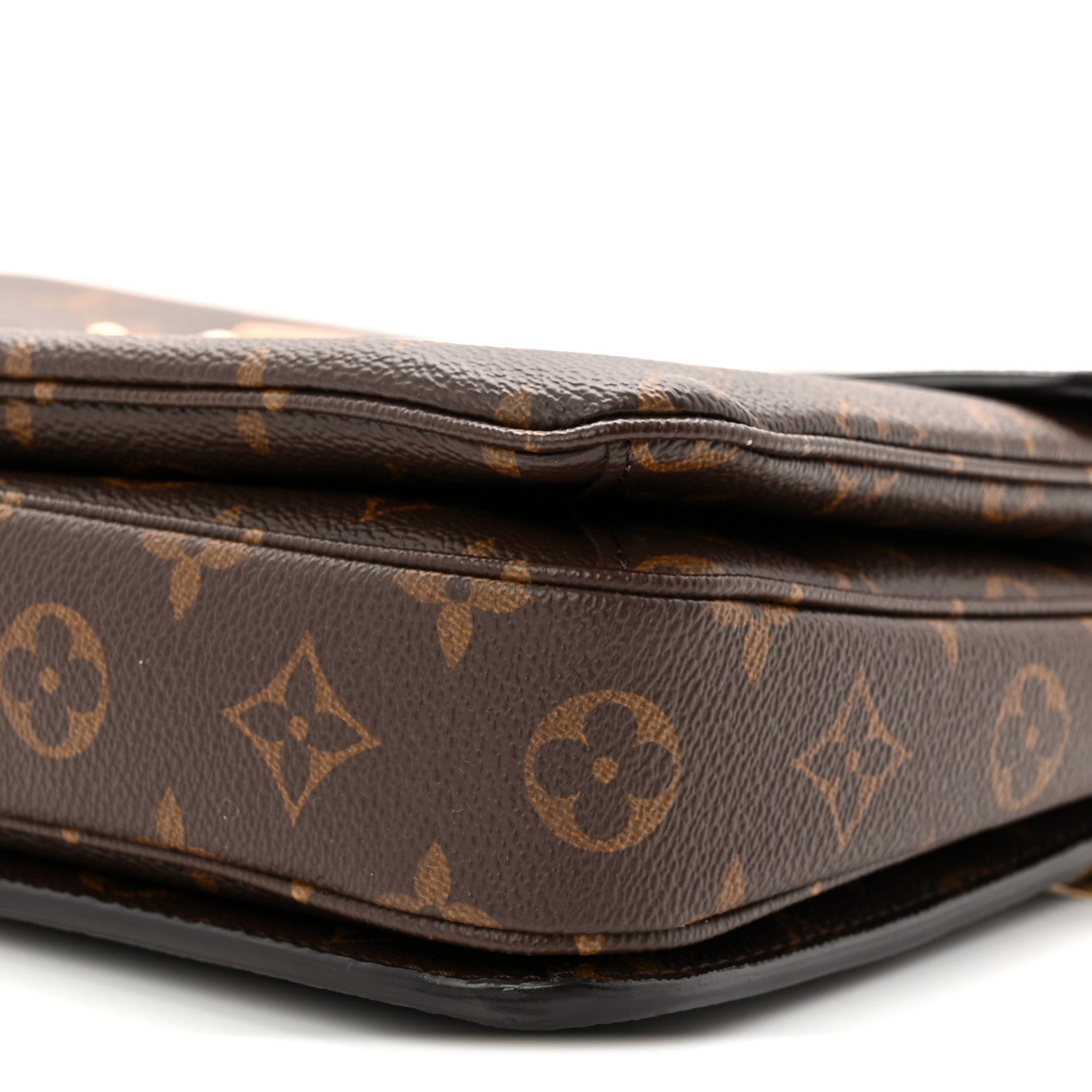 Louis Vuitton Monogram Pochette Metis