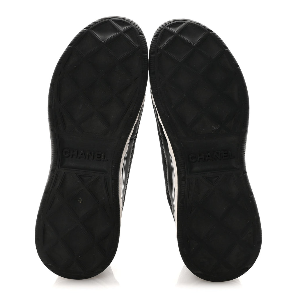 Chanel Velvet Calfskin Mixed Fibers CC Sneakers 39 Black
