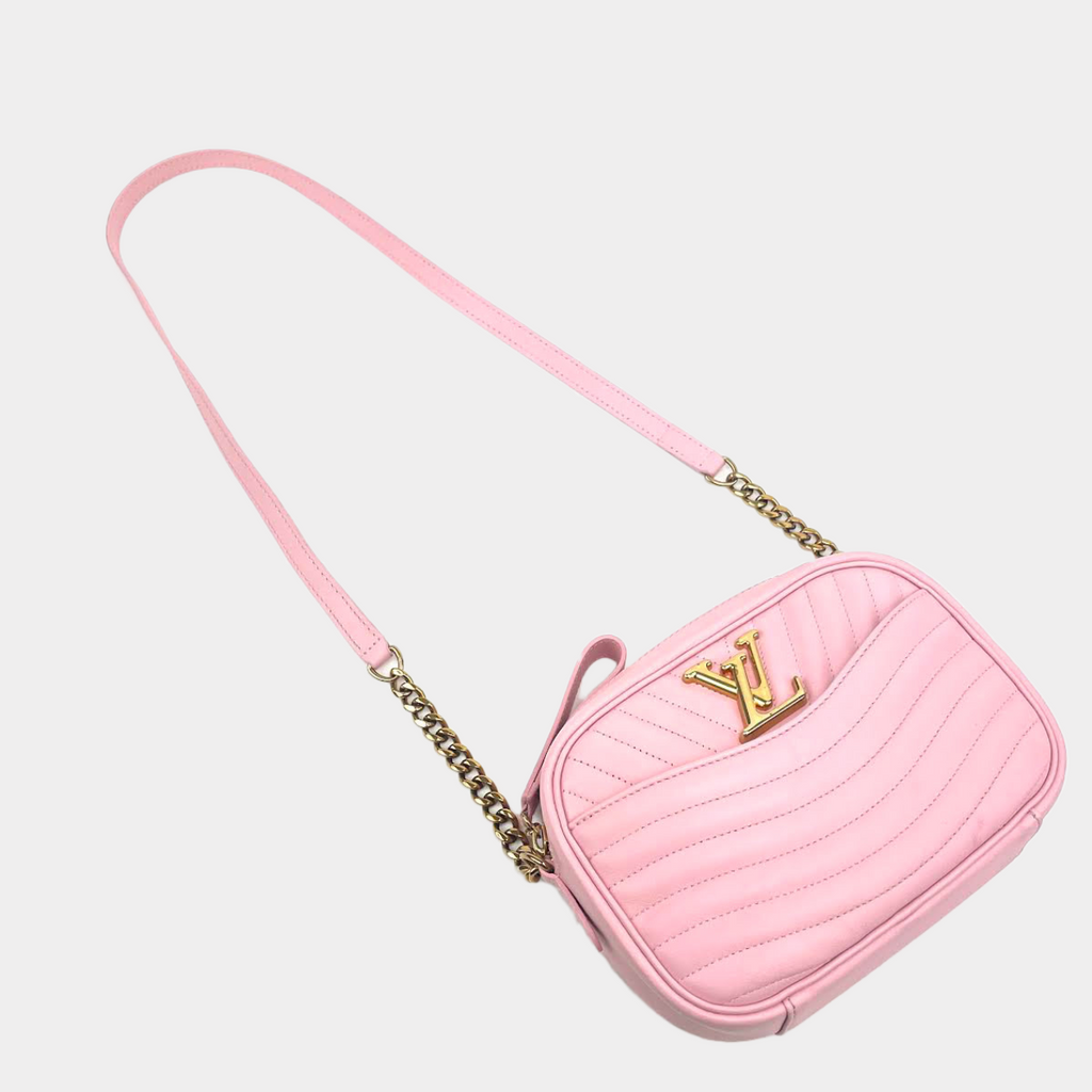 LOUIS VUITTON New Wave Camera Bag - Pink