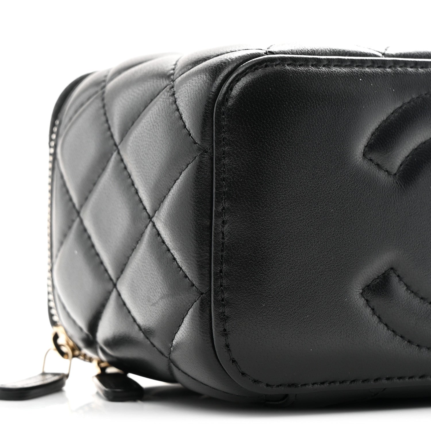 Chanel Lambskin Quilted Pearl Crush Small Vanity Case With Chain Black